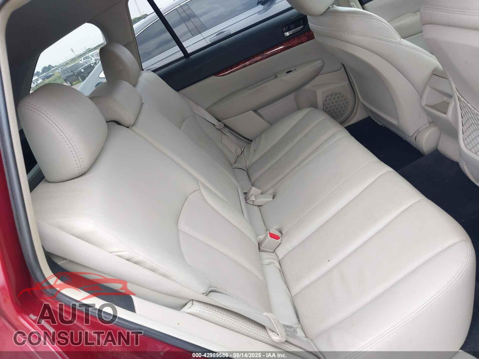 SUBARU OUTBACK 2011 - 4S4BRELCXB2330782