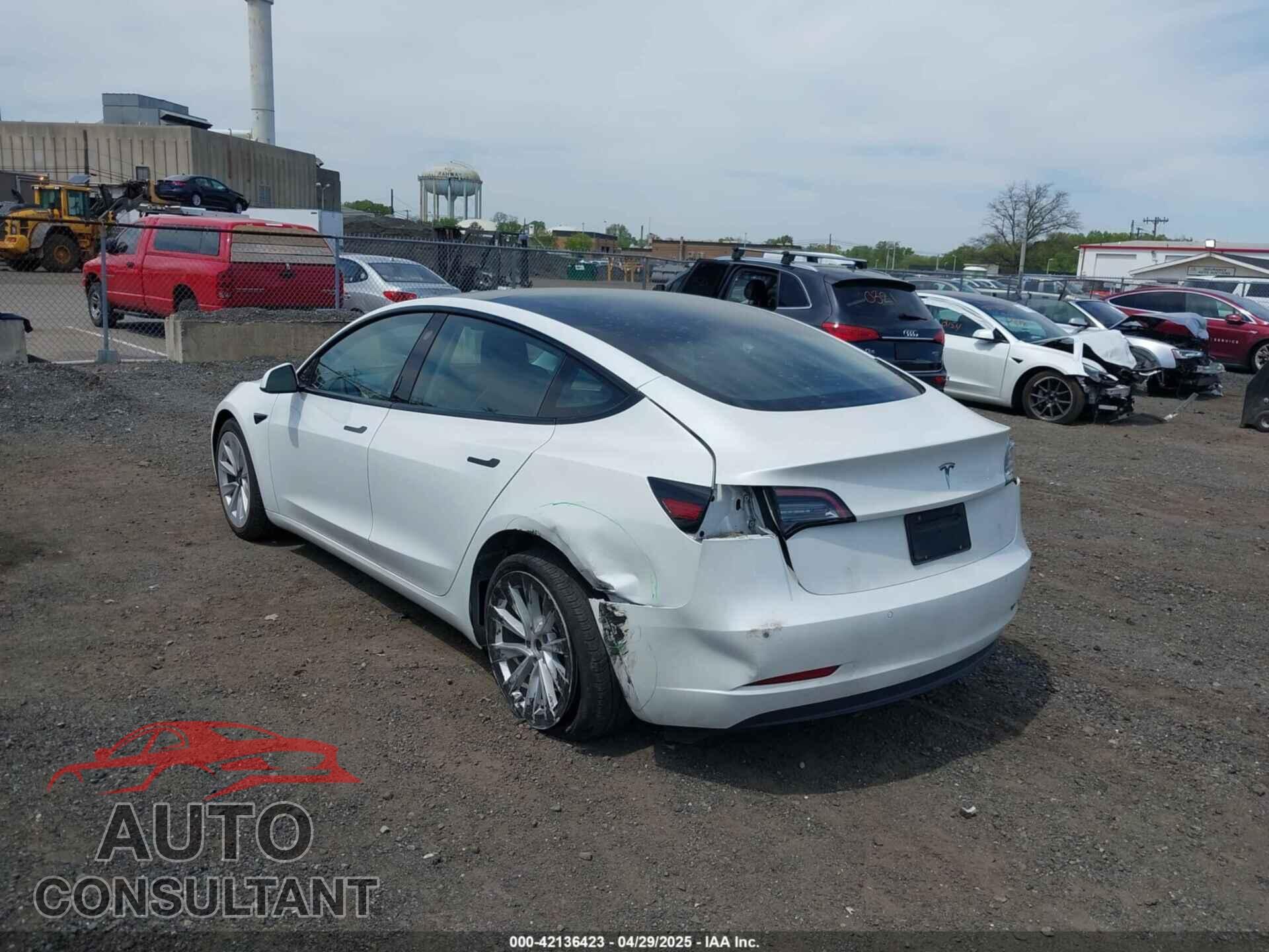 TESLA MODEL 3 2021 - 5YJ3E1EA2MF063761