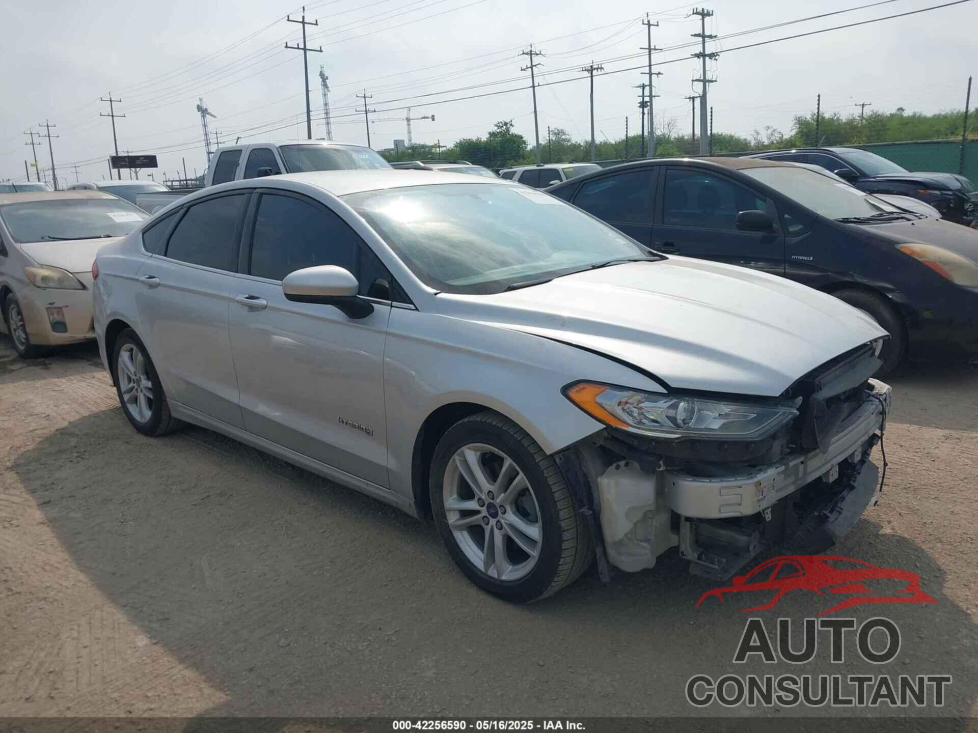 FORD FUSION HYBRID 2018 - 3FA6P0LU1JR157595