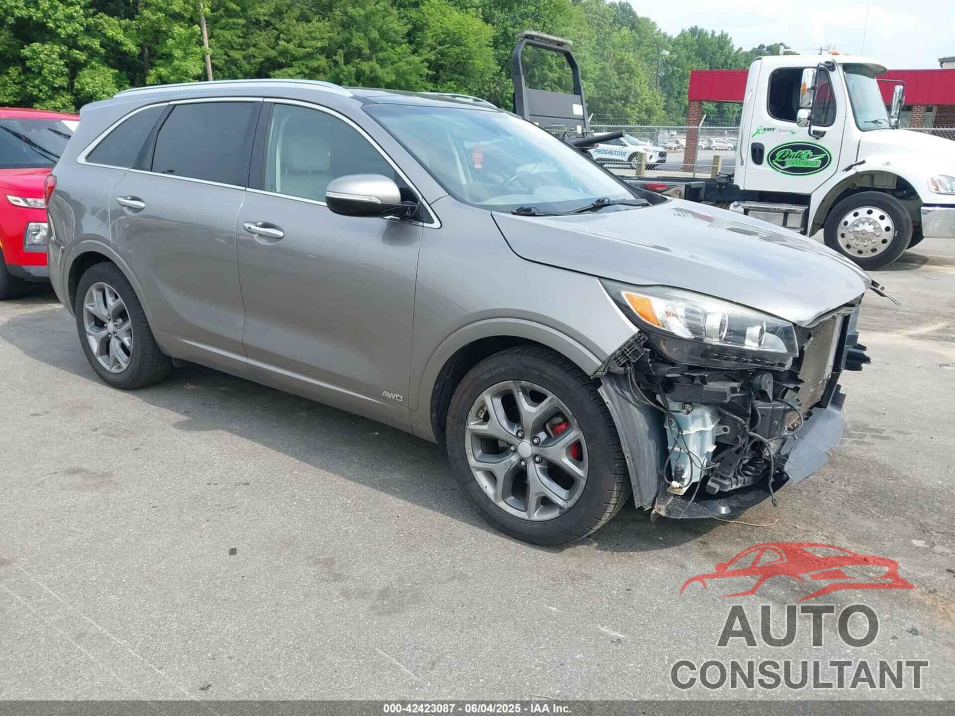 KIA SORENTO 2017 - 5XYPKDA54HG304979
