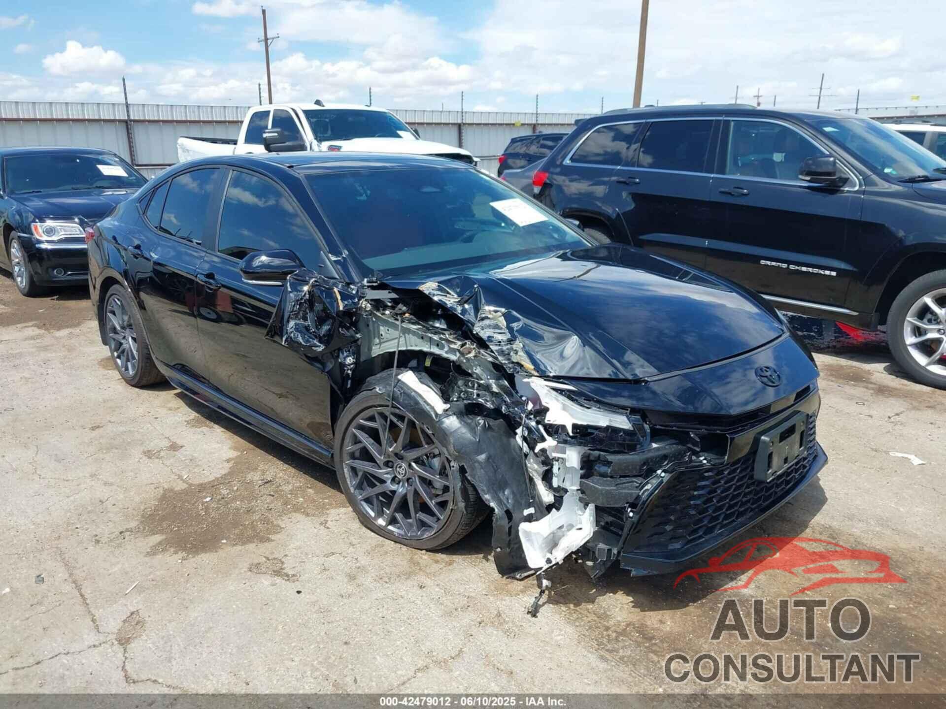 TOYOTA CAMRY 2025 - 4T1DAACK0SU558942