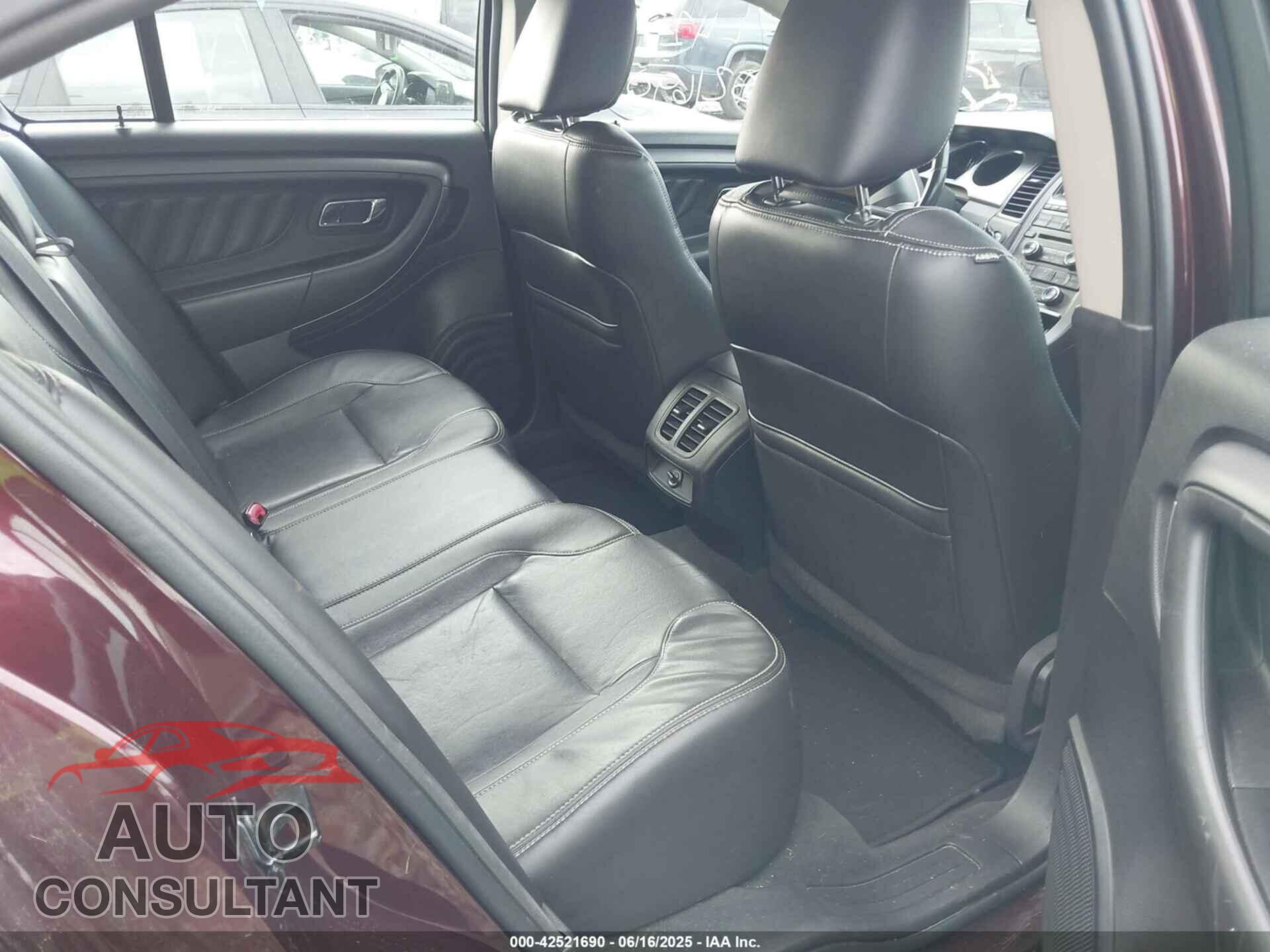 FORD TAURUS 2011 - 1FAHP2EW3BG112413