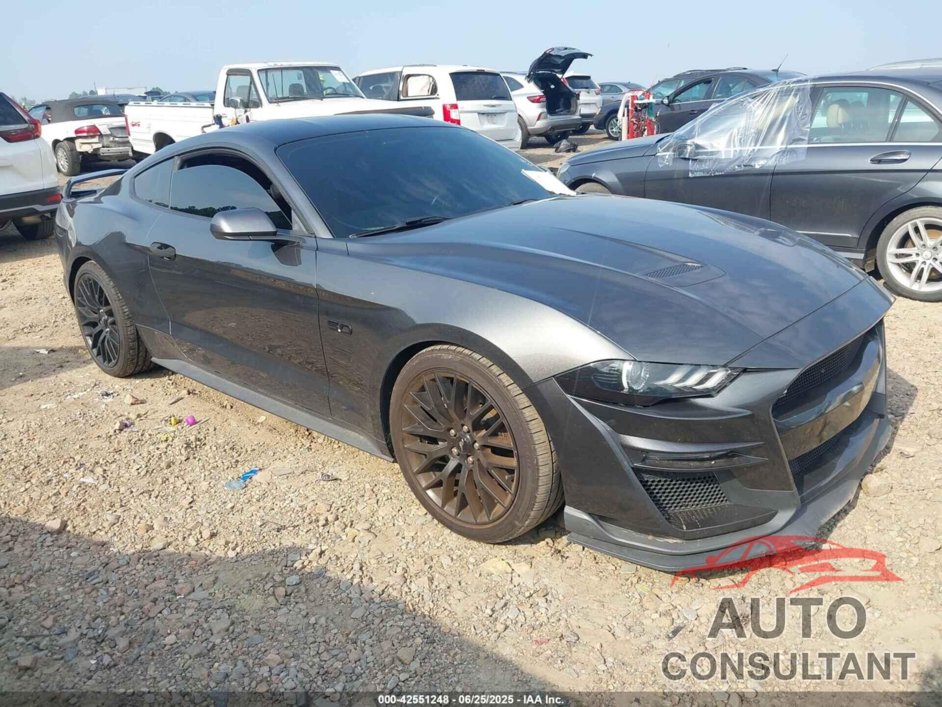 FORD MUSTANG 2019 - 1FA6P8CF5K5199773