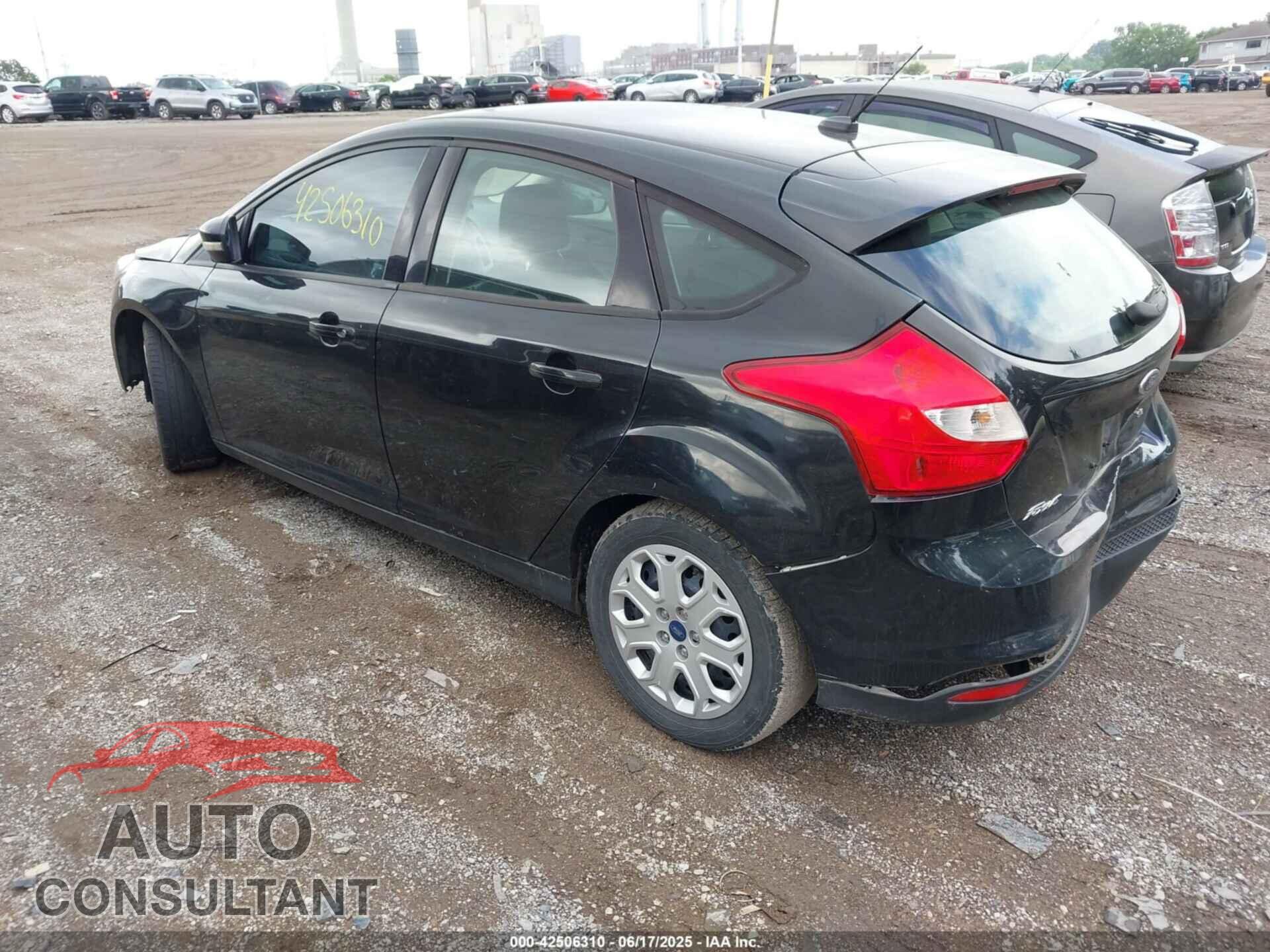 FORD FOCUS 2012 - 1FAHP3K24CL315357