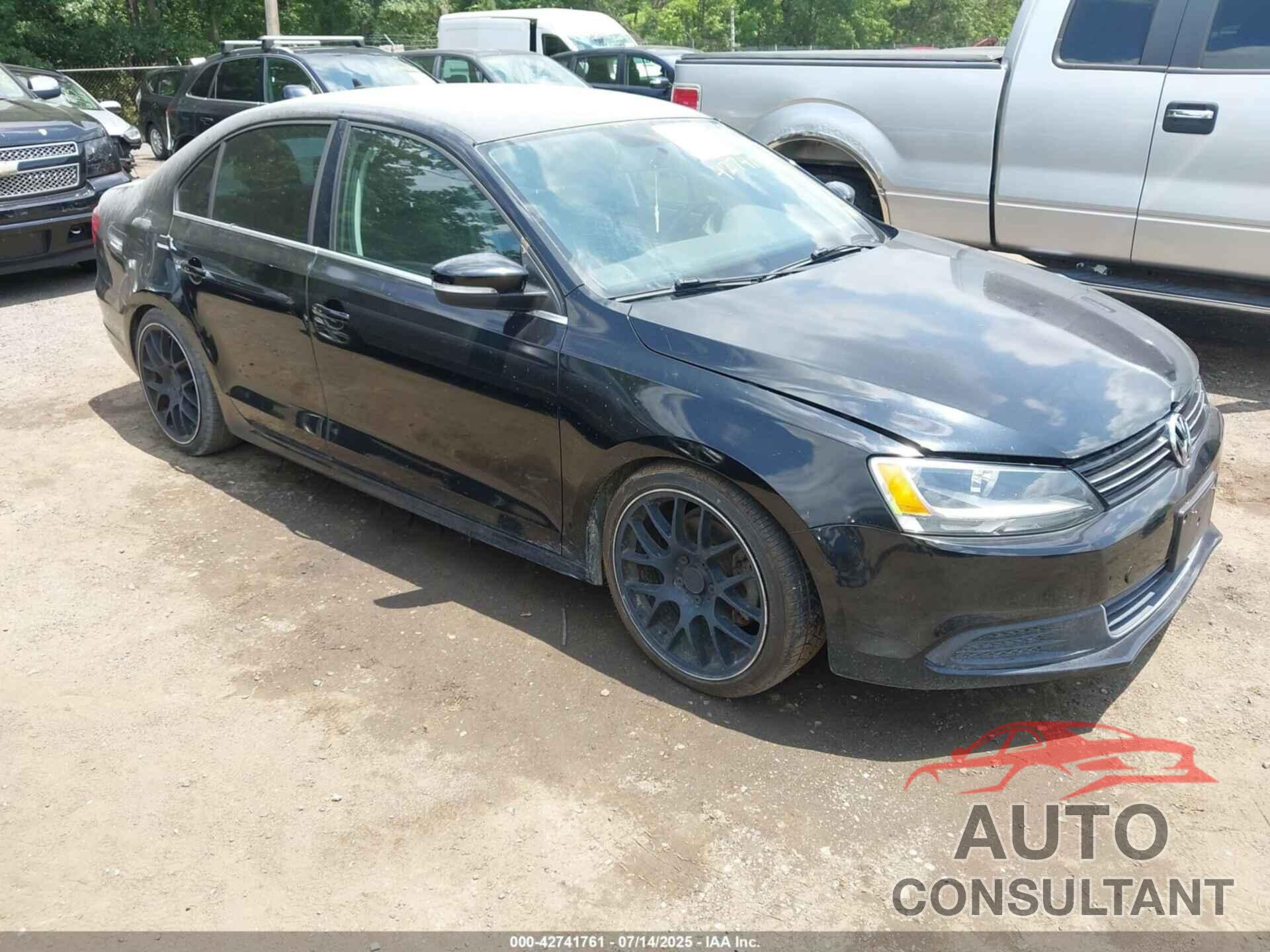 VOLKSWAGEN JETTA 2014 - 3VWD17AJ4EM298973