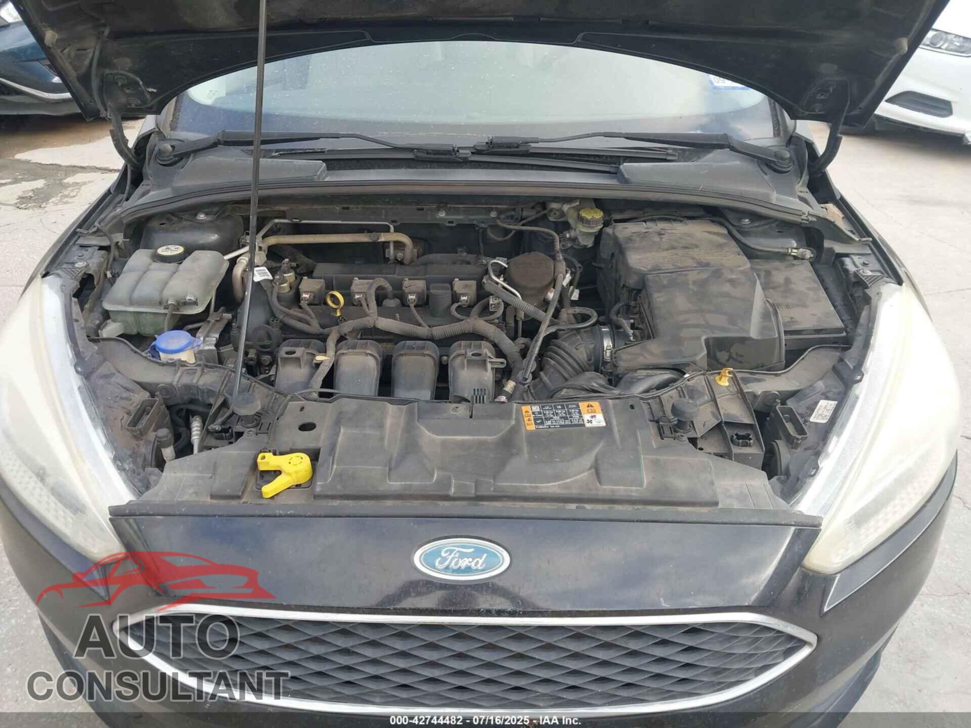 FORD FOCUS 2015 - 1FADP3F27FL295506