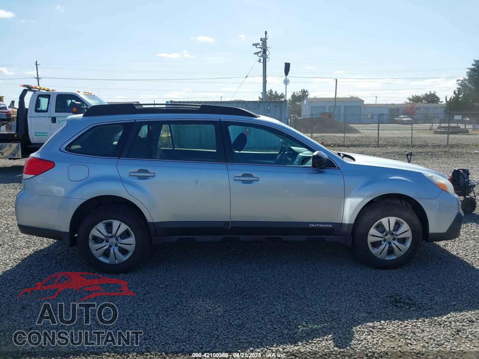 SUBARU OUTBACK 2013 - 4S4BRBAC9D3310733