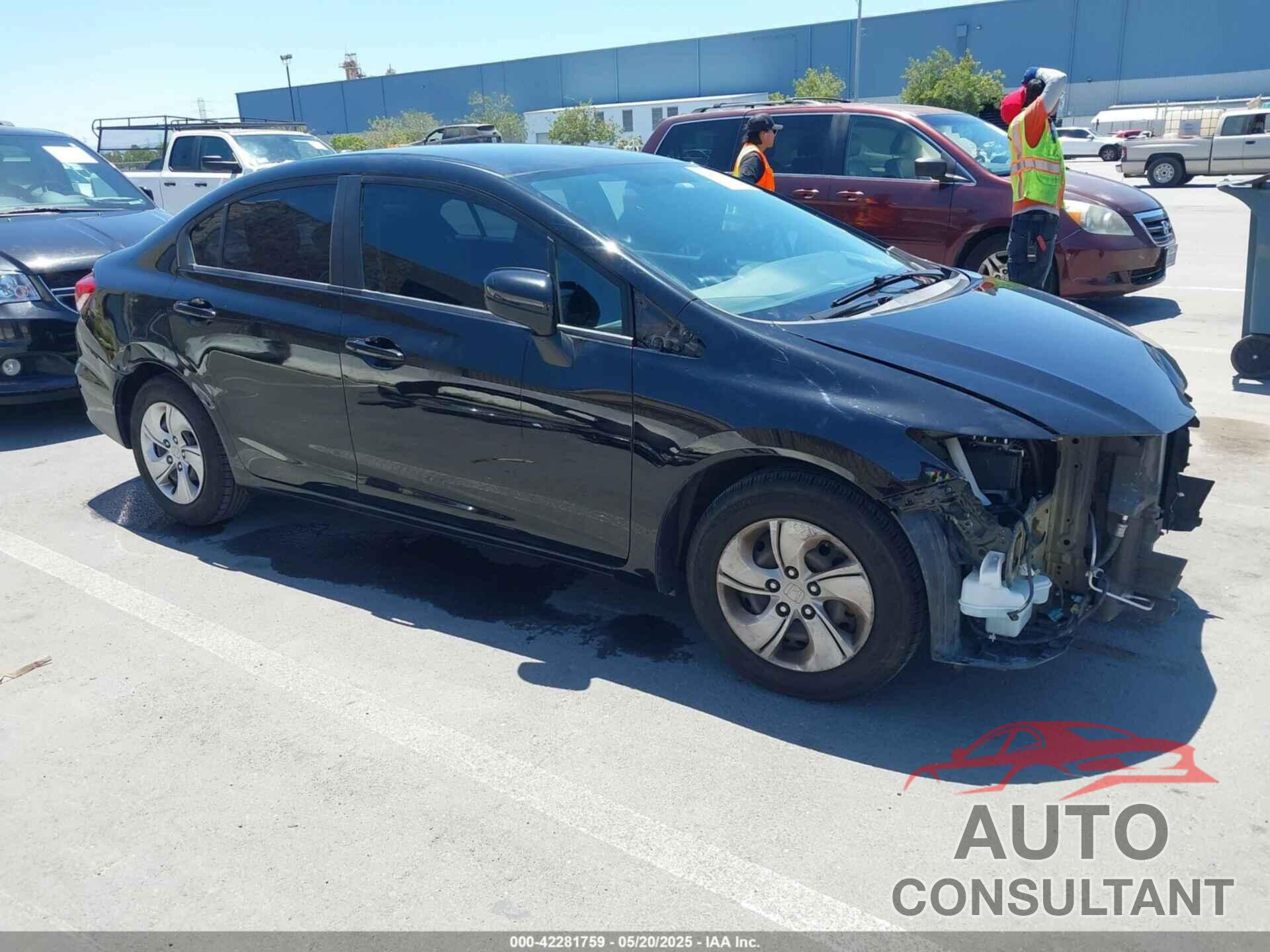 HONDA CIVIC 2015 - 2HGFB2F50FH557631