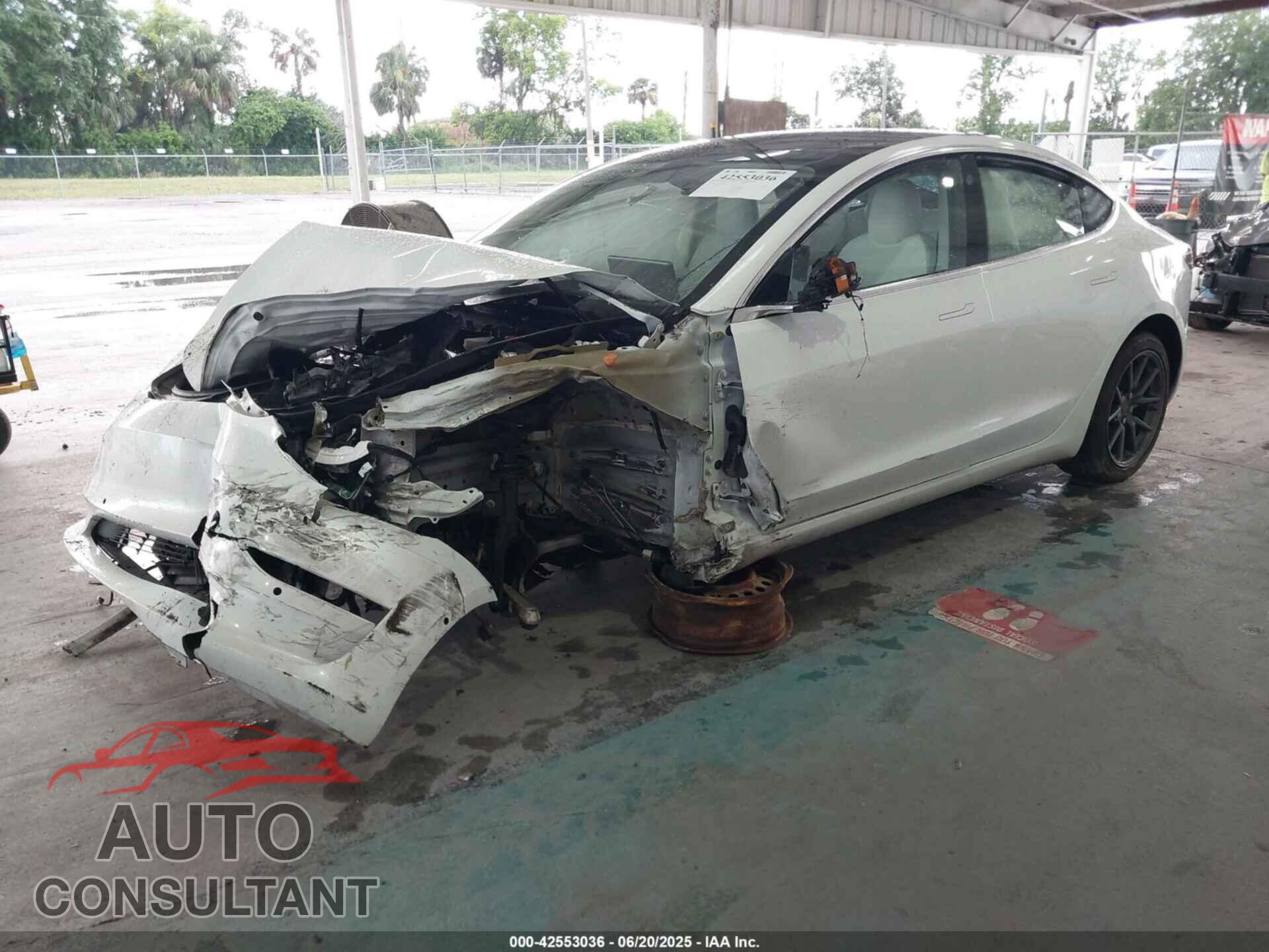 TESLA MODEL 3 2018 - 5YJ3E1EB2JF100120