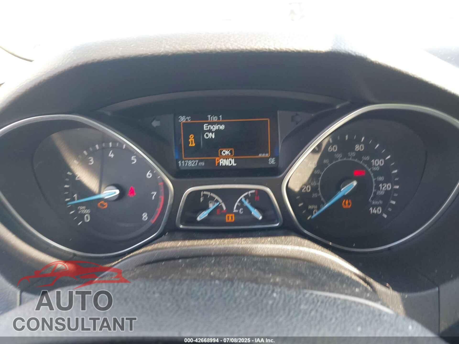 FORD FOCUS 2015 - 1FADP3F25FL228306