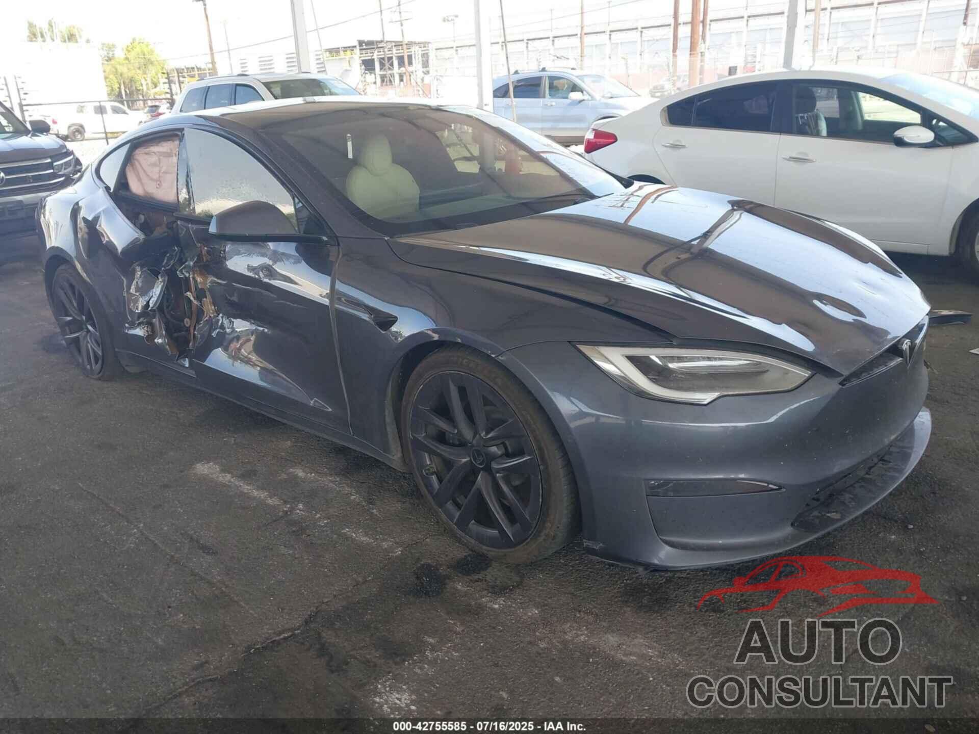 TESLA MODEL S 2021 - 5YJSA1E65MF443180