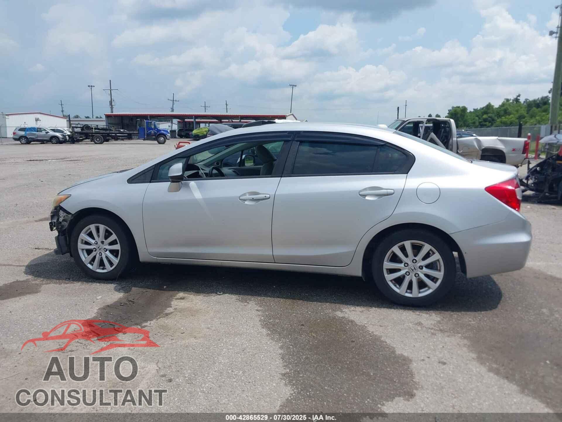 HONDA CIVIC 2012 - 19XFB2F95CE041404