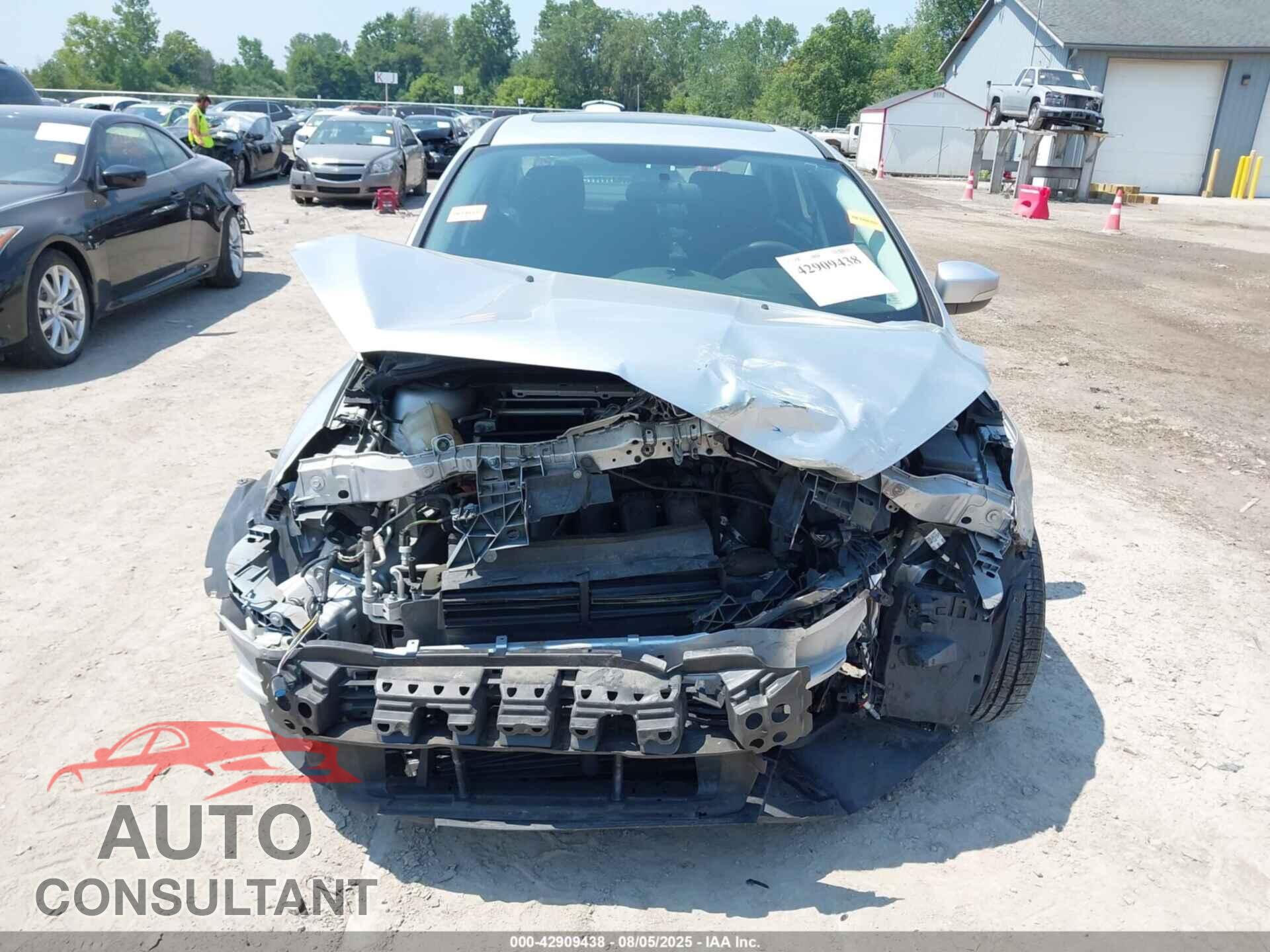 FORD FOCUS 2016 - 1FADP3F22GL202103