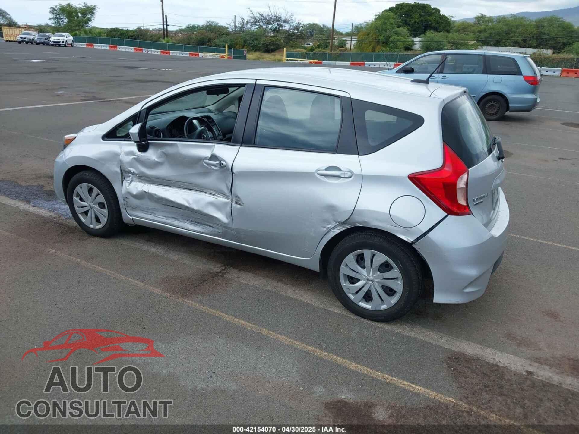 NISSAN VERSA NOTE 2017 - 3N1CE2CP6HL354903