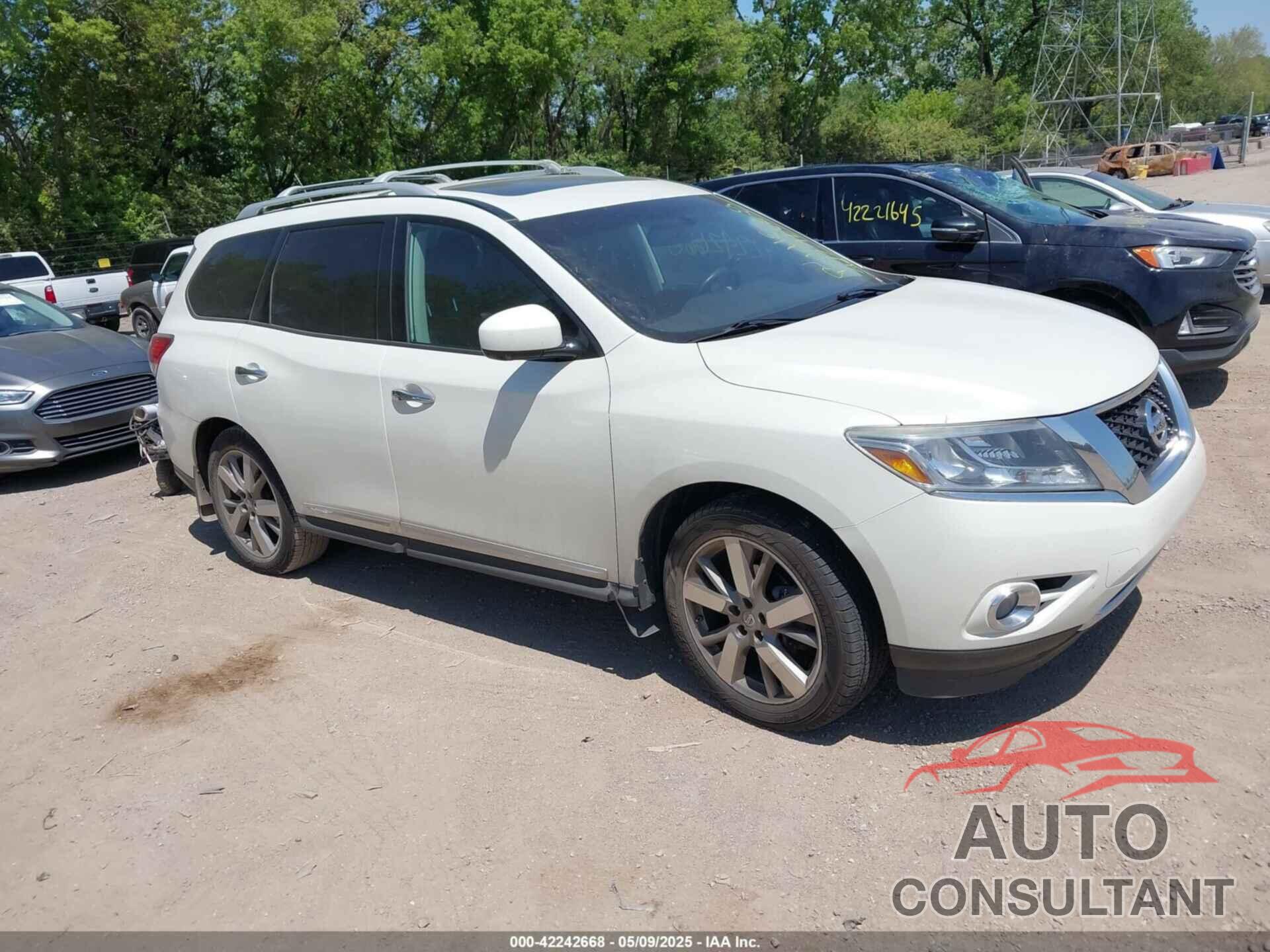 NISSAN PATHFINDER 2016 - 5N1AR2MM3GC605041