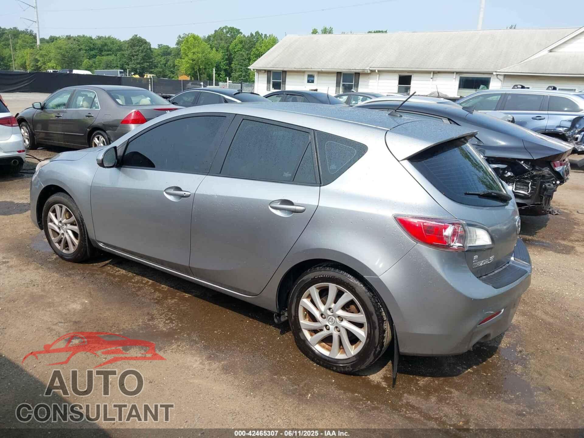 MAZDA MAZDA3 2012 - JM1BL1M86C1697405