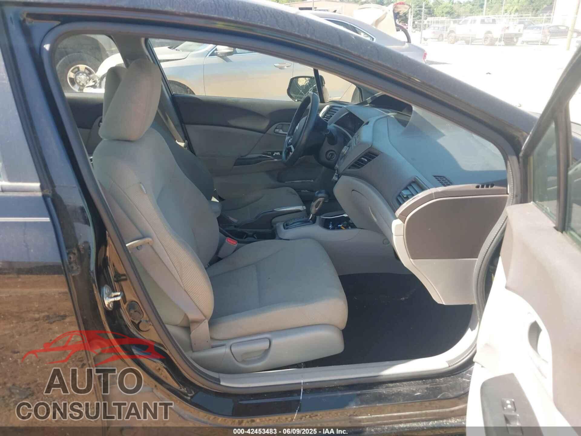 HONDA CIVIC 2012 - 19XFB2F56CE070875