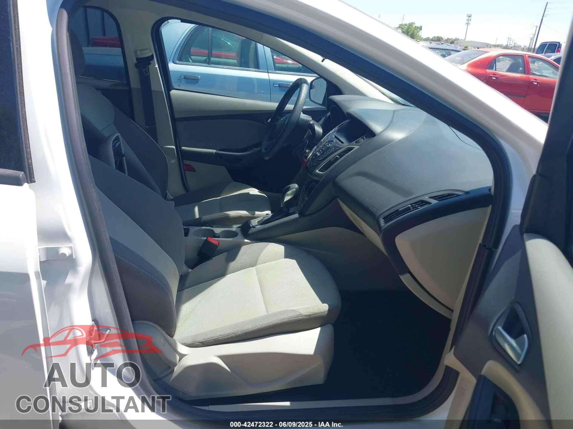 FORD FOCUS 2014 - 1FADP3K29EL158264