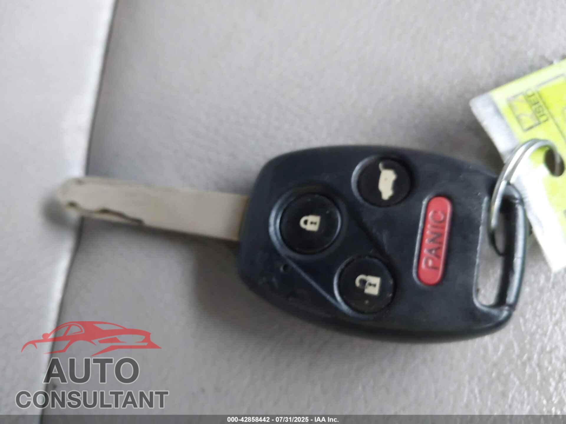 HONDA PILOT 2011 - 5FNYF4H68BB062428