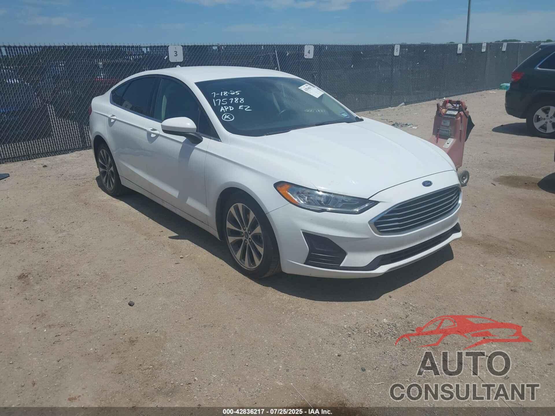 FORD FUSION 2020 - 3FA6P0T90LR251112
