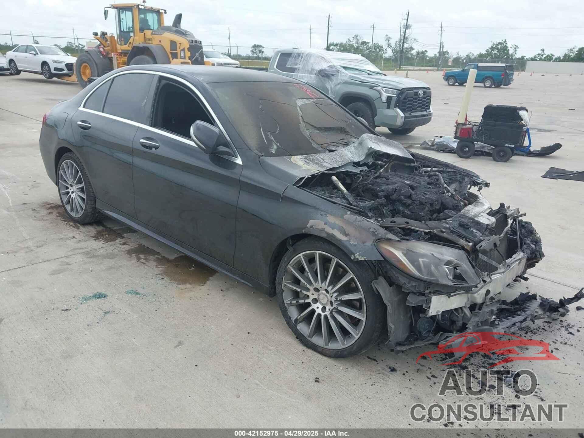 MERCEDES-BENZ C 400 2015 - 55SWF6GB1FU028501