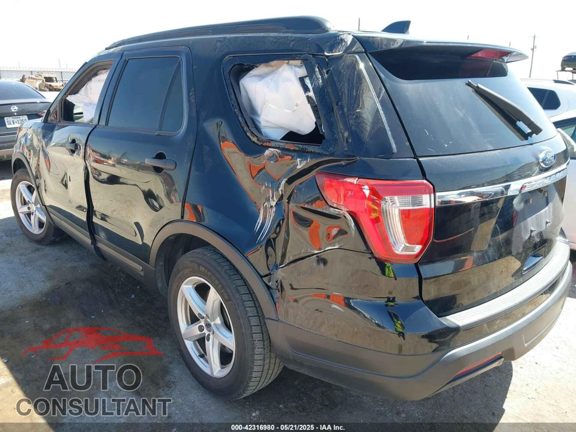 FORD EXPLORER 2018 - 1FM5K7B89JGB88761