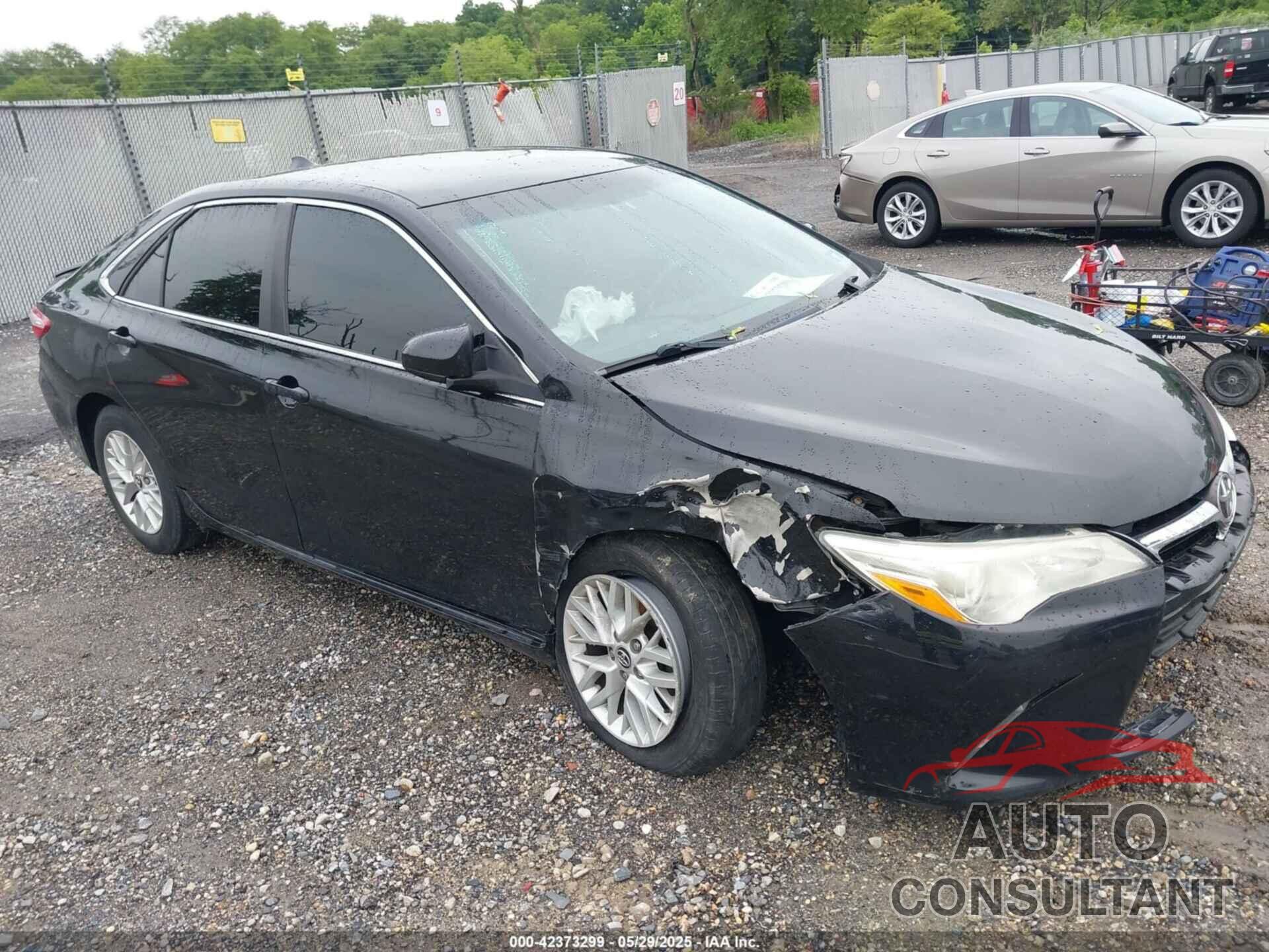 TOYOTA CAMRY 2016 - 4T4BF1FK2GR547930