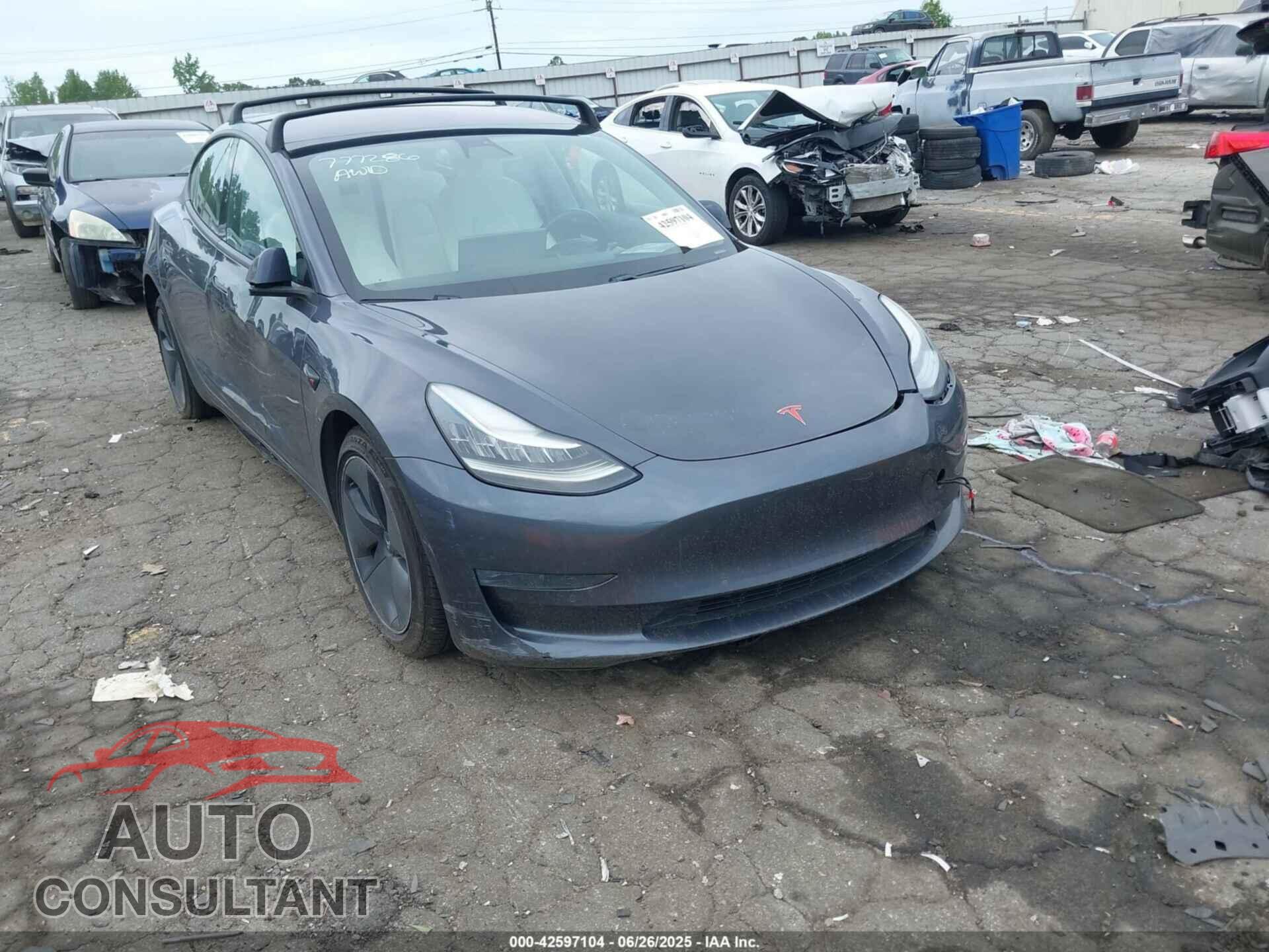TESLA MODEL 3 2018 - 5YJ3E1EB7JF181101
