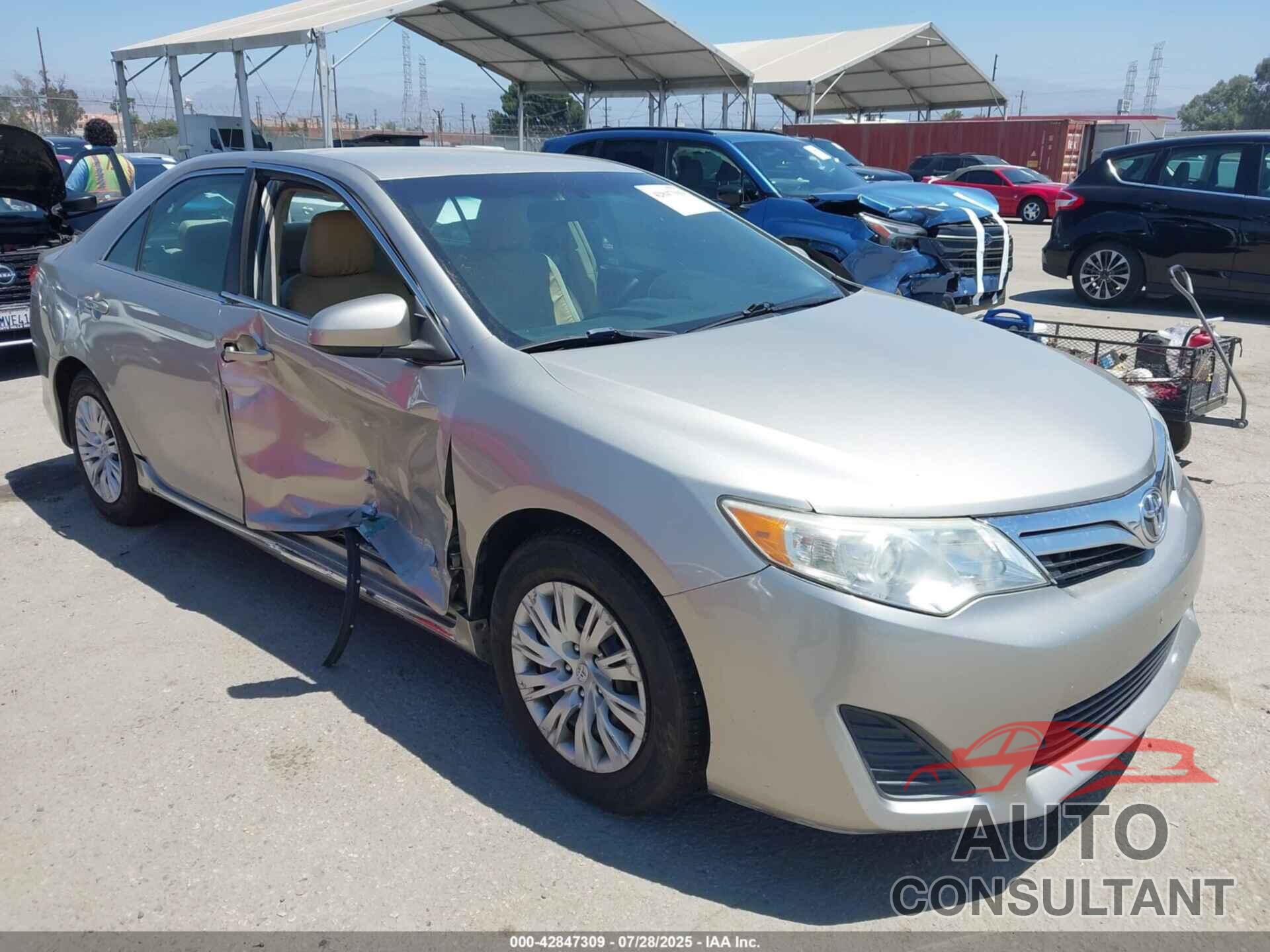 TOYOTA CAMRY 2014 - 4T4BF1FK8ER361371