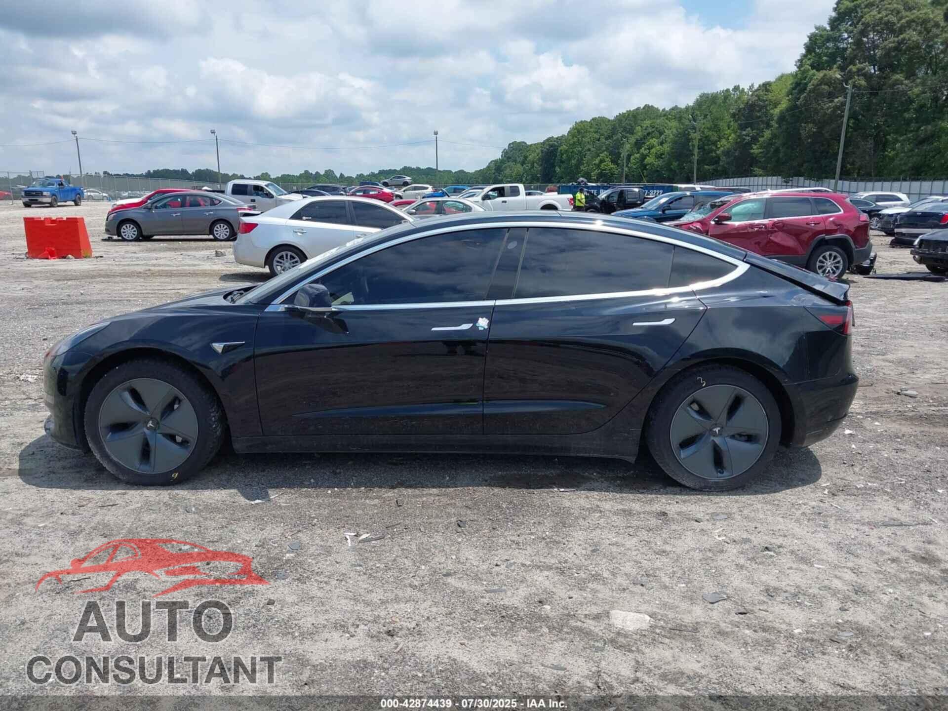 TESLA MODEL 3 2020 - 5YJ3E1EA3LF793127