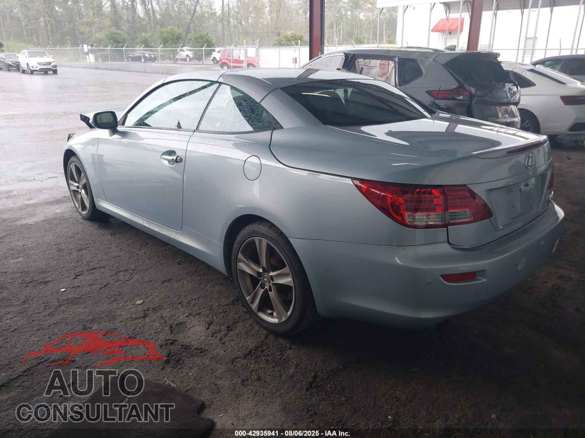 LEXUS IS 250C 2011 - JTHFF2C21B2516231