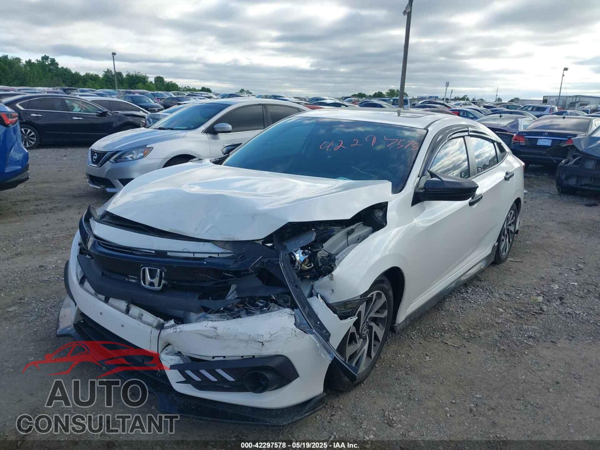 HONDA CIVIC 2017 - 2HGFC2F79HH527321