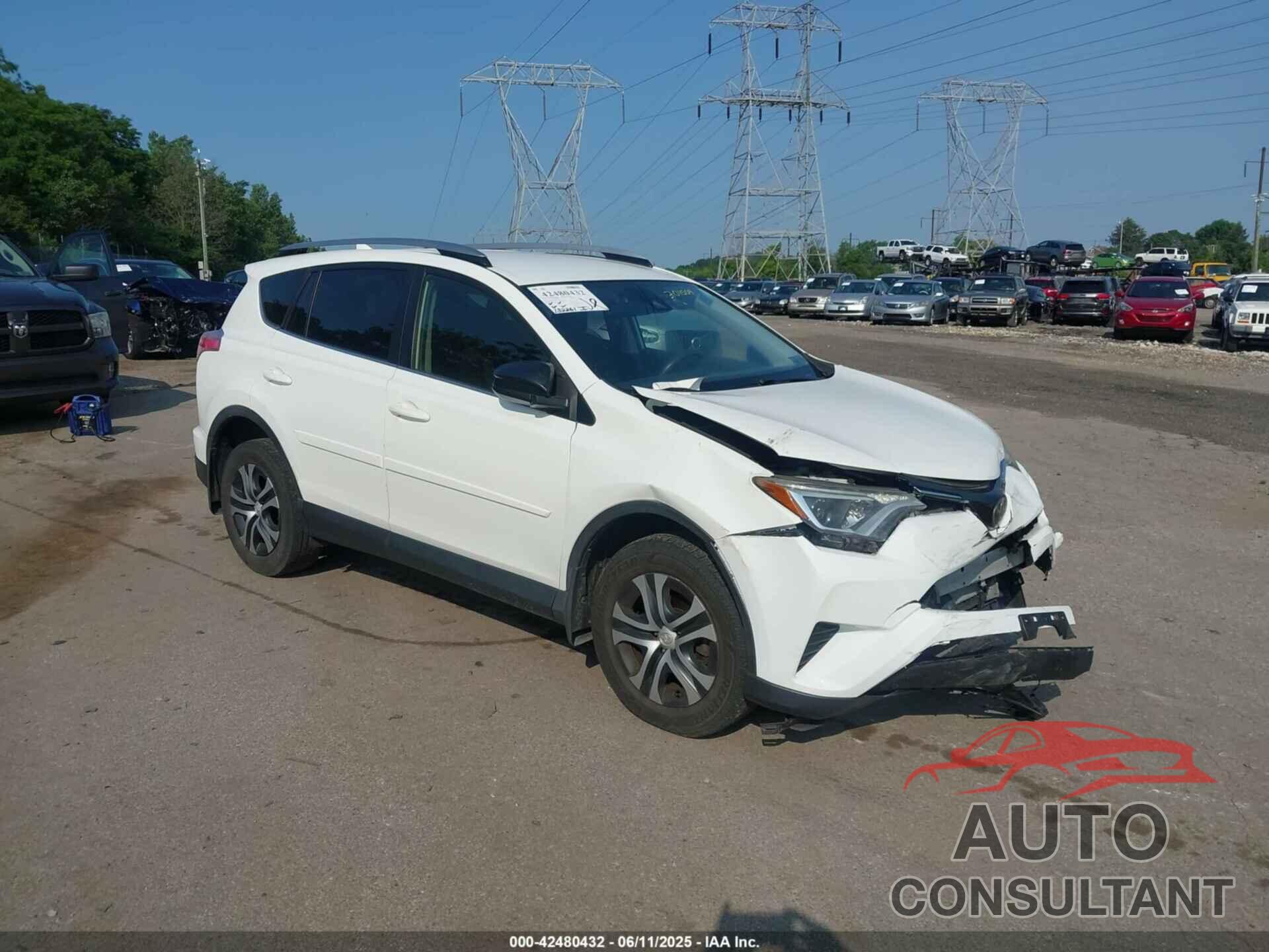 TOYOTA RAV4 2017 - JTMBFREV6HJ701504