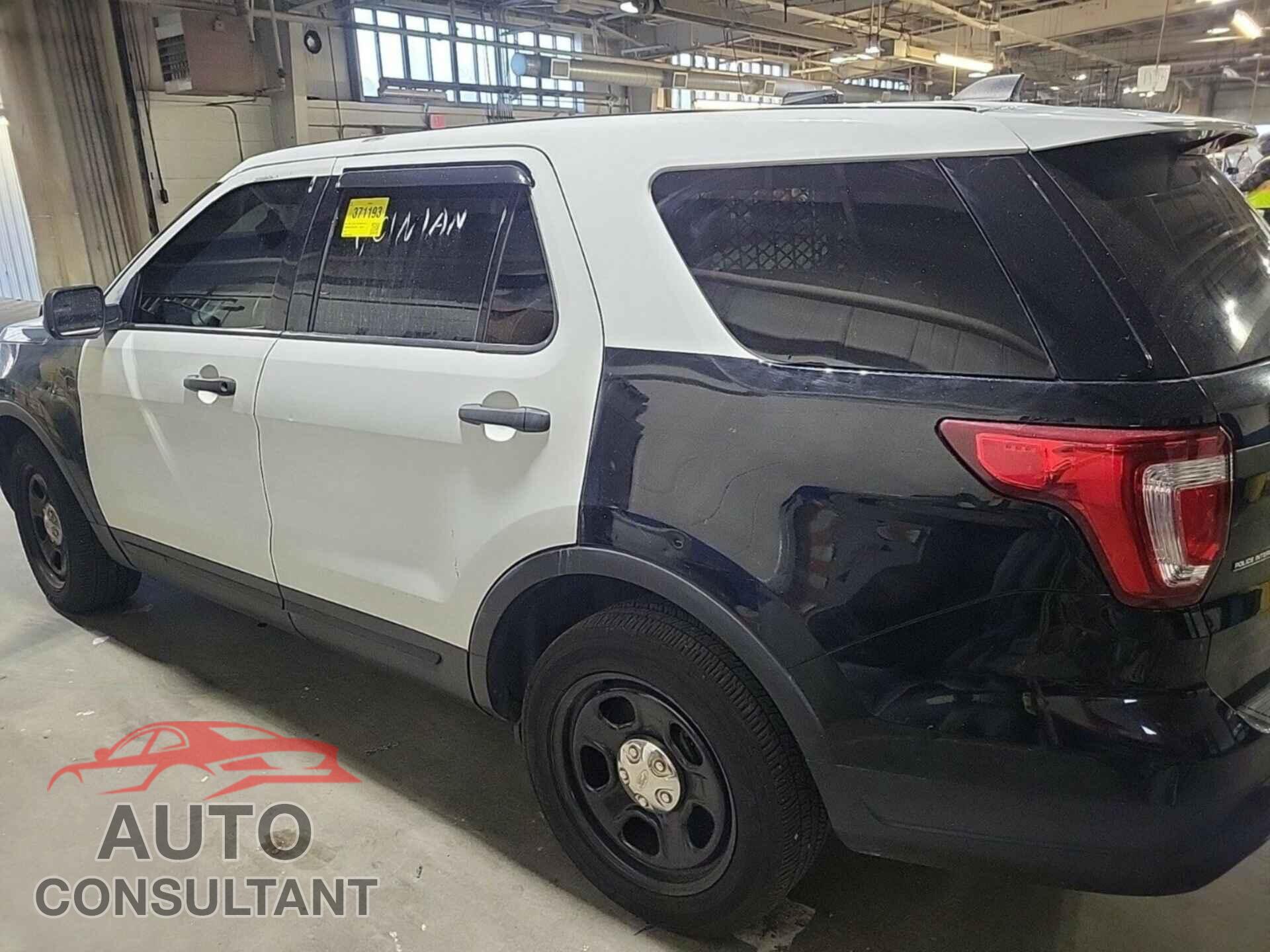 FORD EXPLORER 2018 - 1FM5K8AR4JGC43178