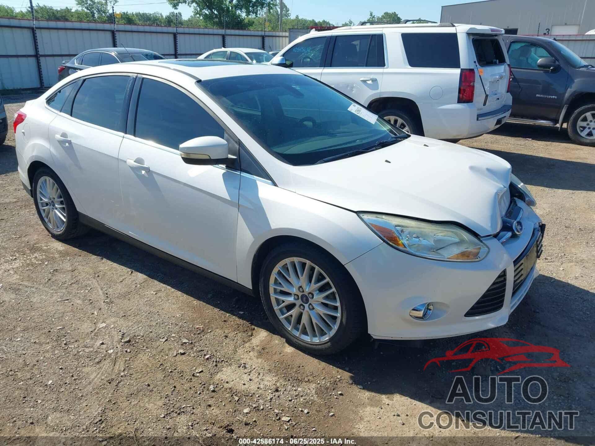 FORD FOCUS 2012 - 1FAHP3H24CL235841