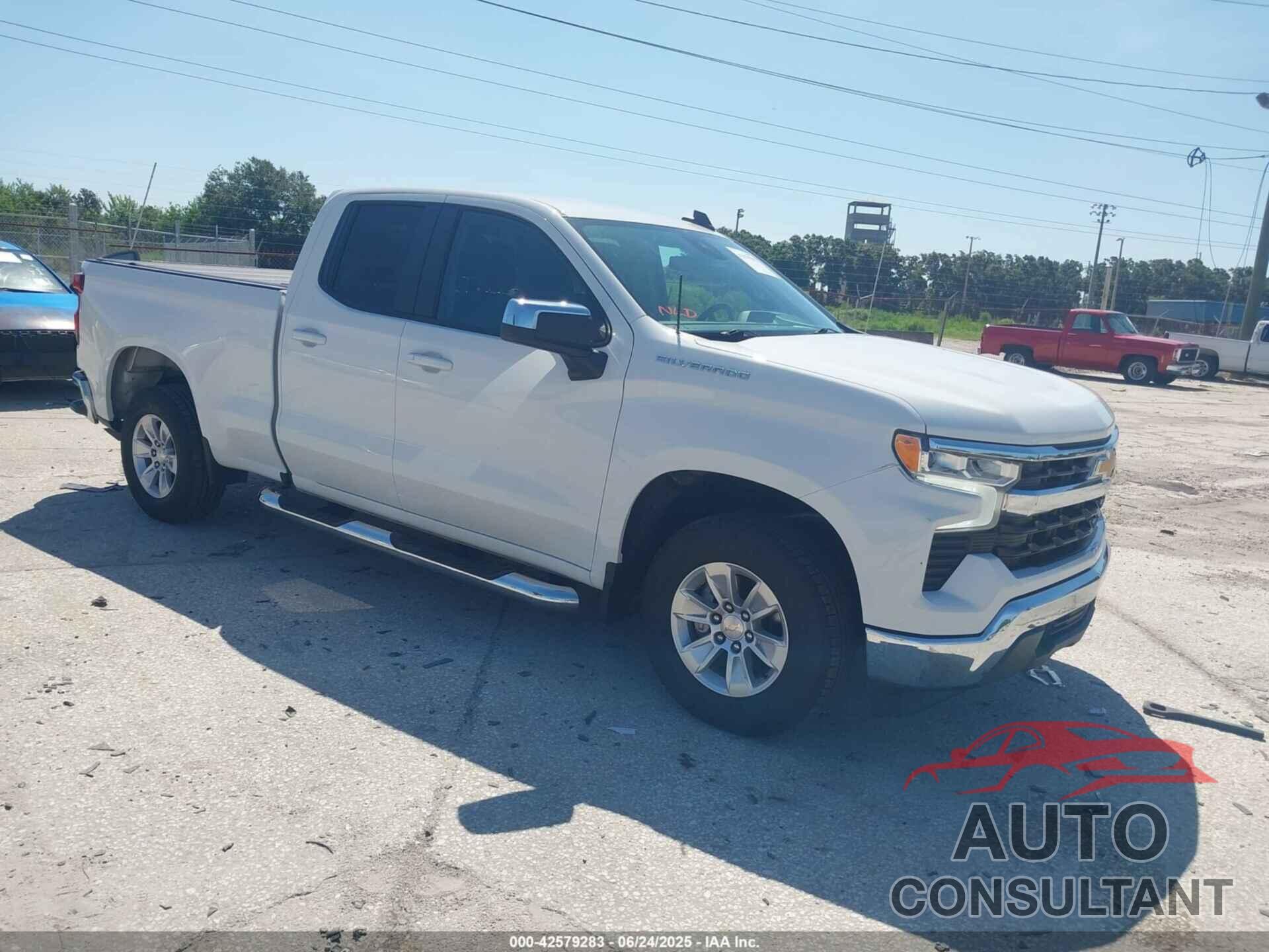 CHEVROLET SILVERADO 1500 2023 - 1GCRACEK4PZ206542