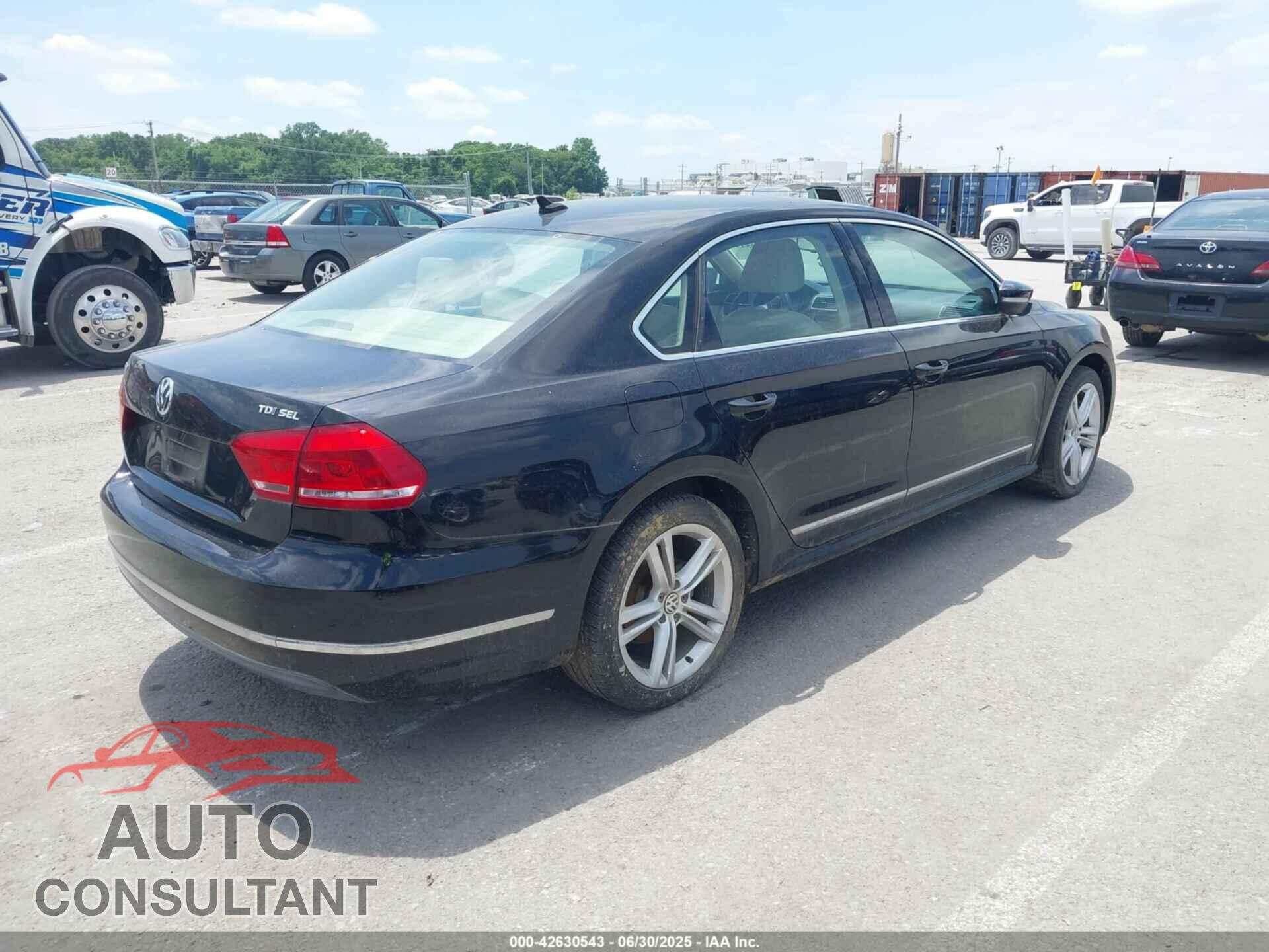VOLKSWAGEN PASSAT 2013 - 1VWCN7A3XDC076021