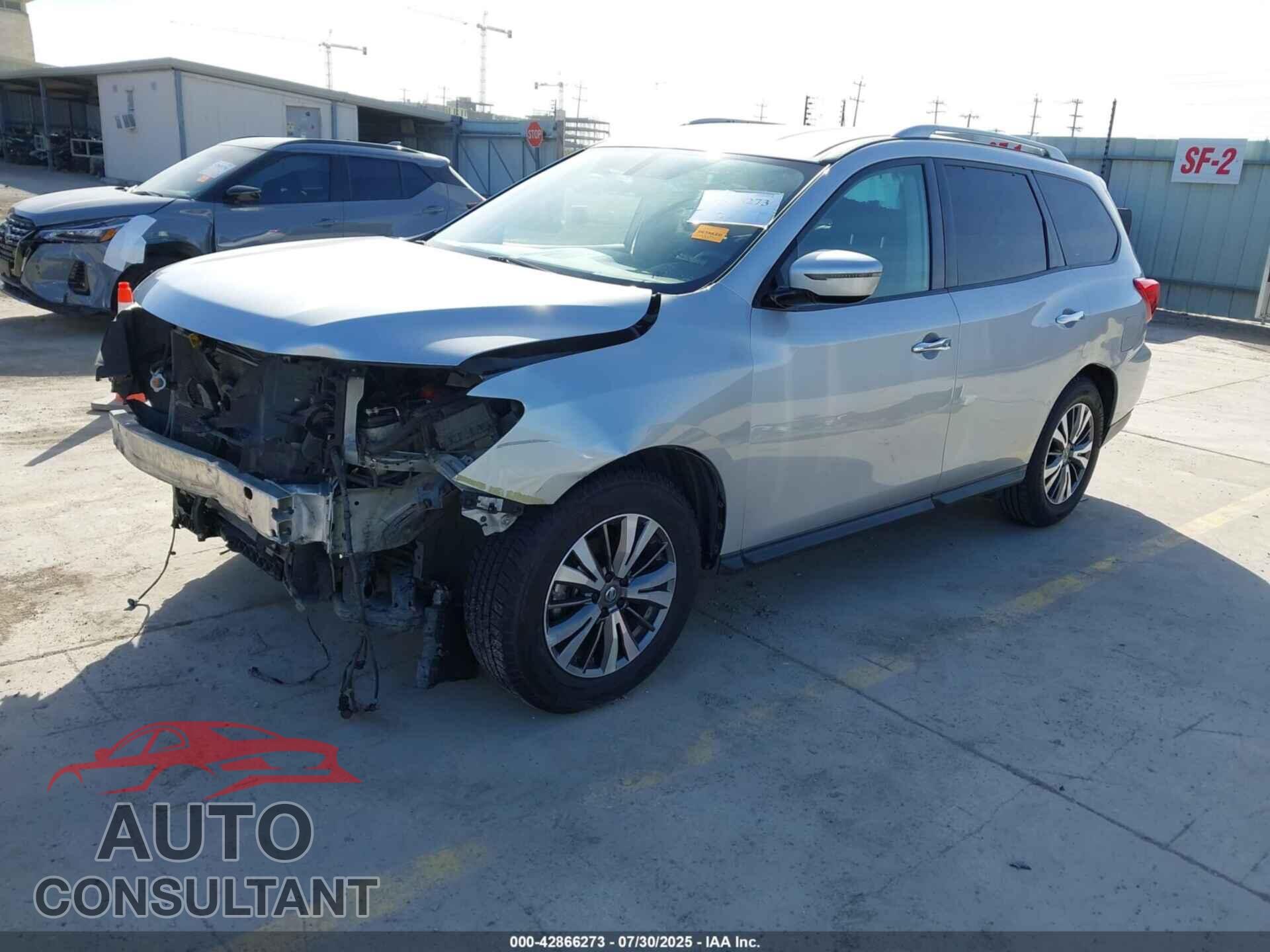 NISSAN PATHFINDER 2017 - 5N1DR2MN9HC662335