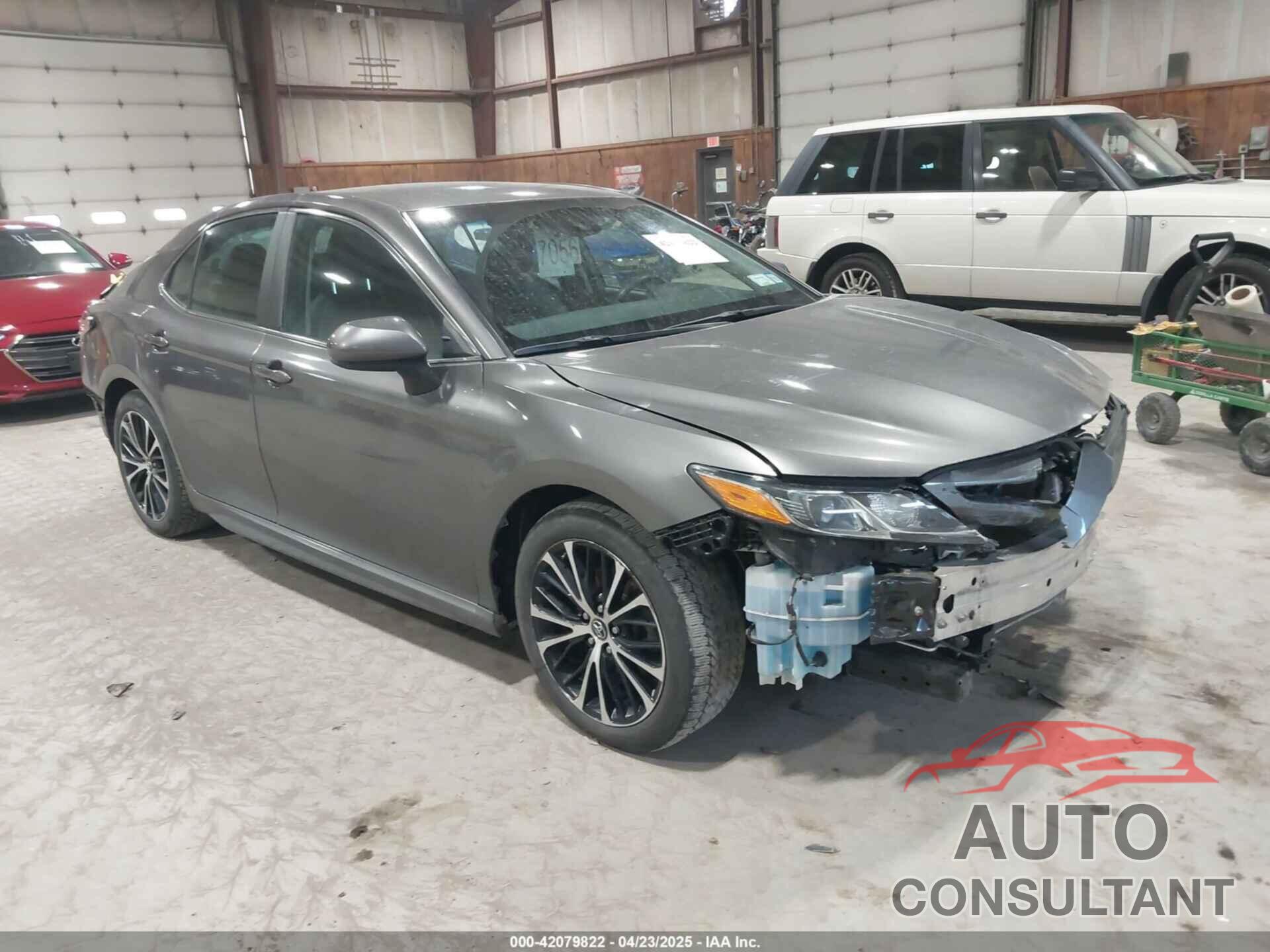 TOYOTA CAMRY 2018 - 4T1B11HK9JU010694