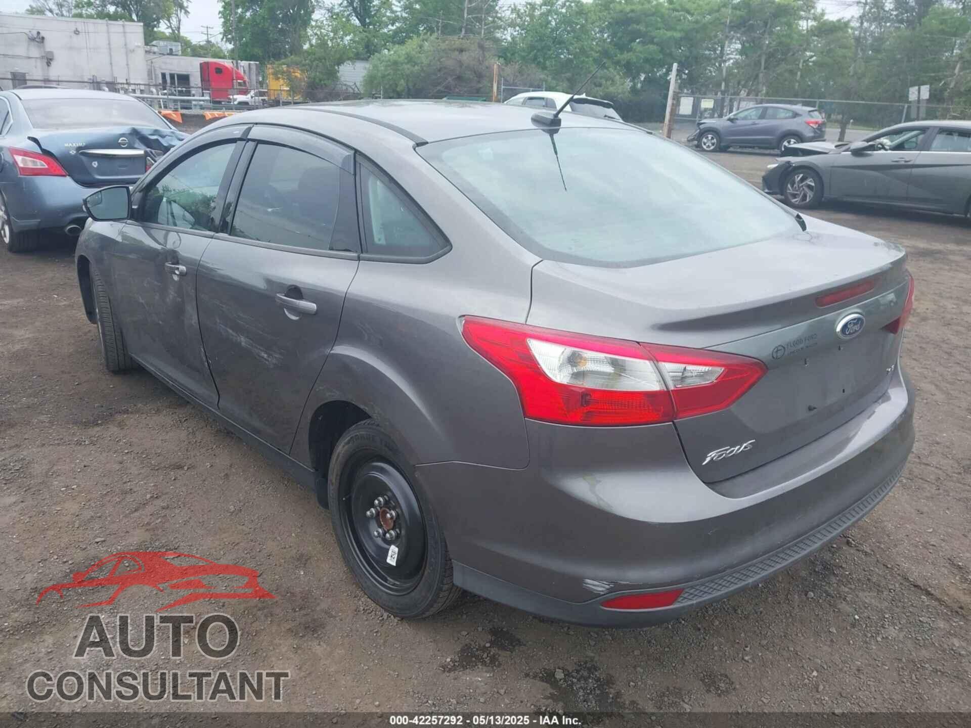 FORD FOCUS 2013 - 1FADP3F25DL358423