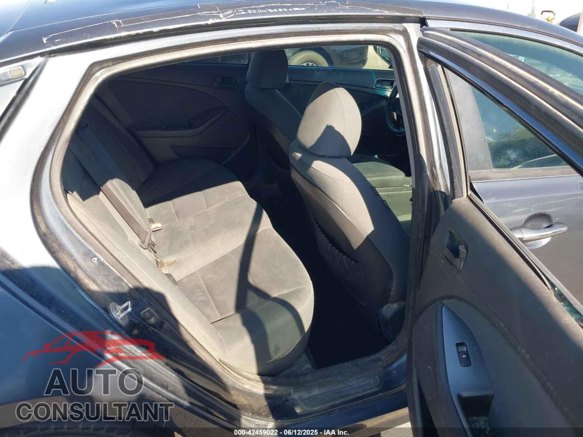 KIA OPTIMA 2015 - KNAGM4A73F5605256