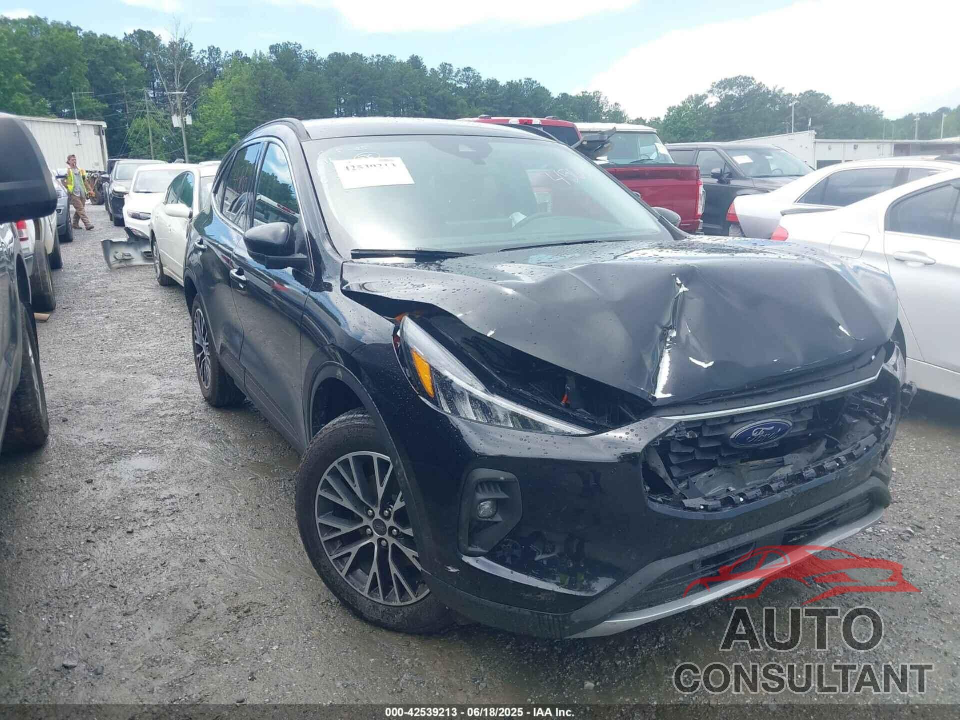 FORD ESCAPE 2025 - 1FMCU0E18SUA92419