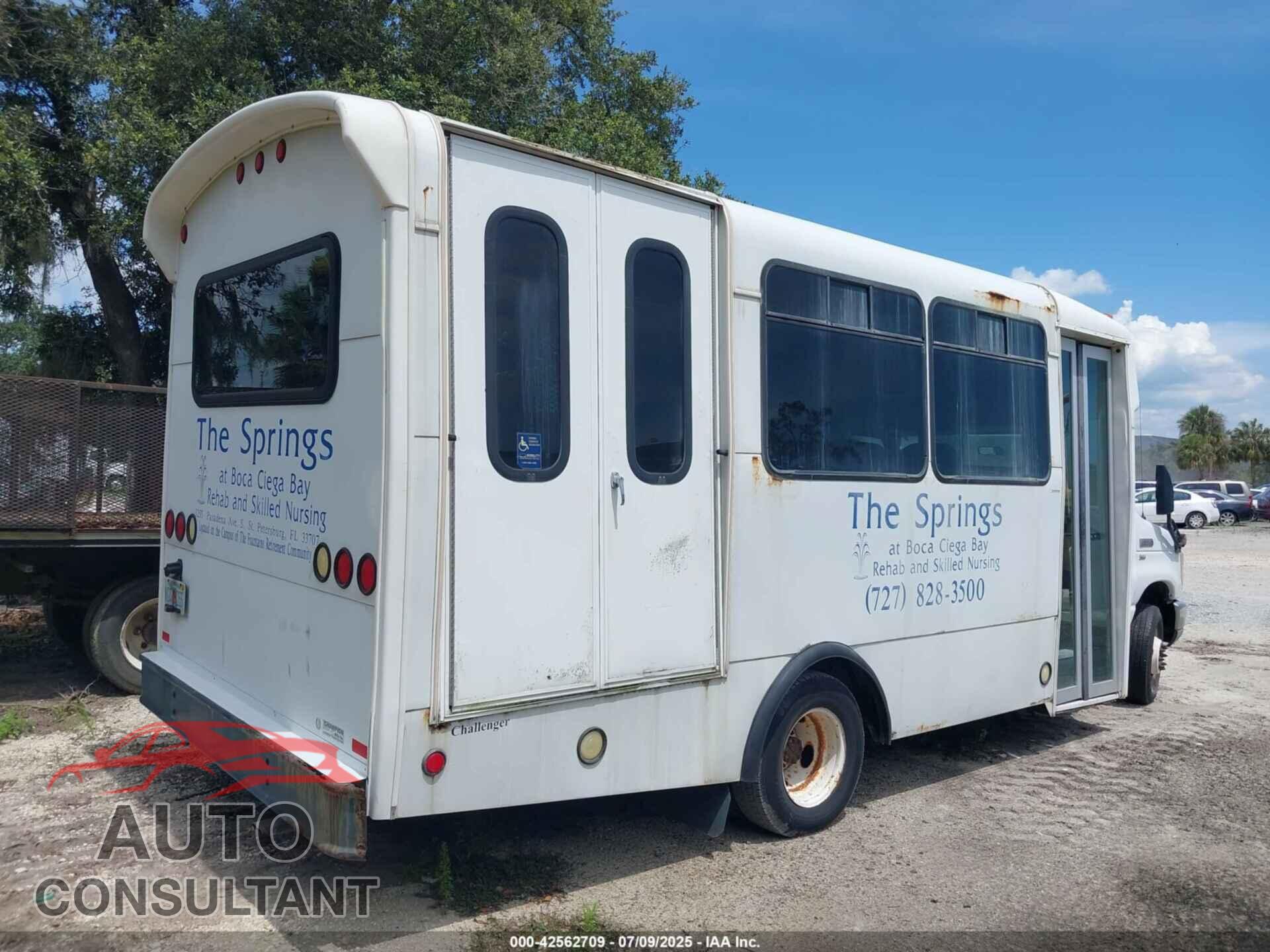 FORD E-350 CUTAWAY 2011 - 1FDEE3FL3BDA17098