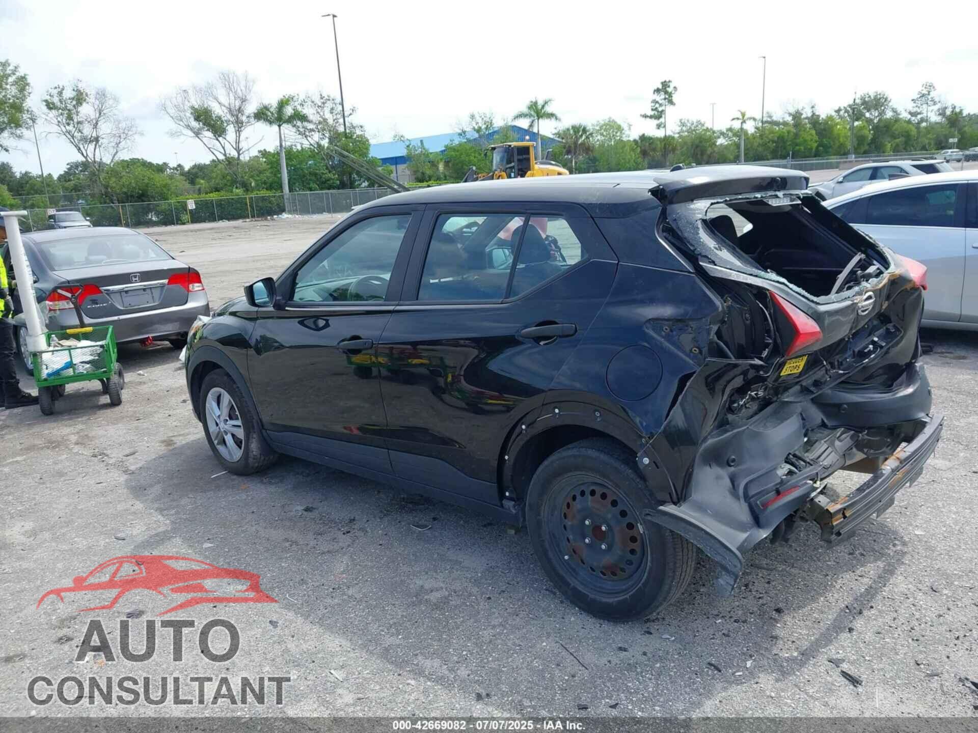 NISSAN KICKS 2020 - 3N1CP5BVXLL556518
