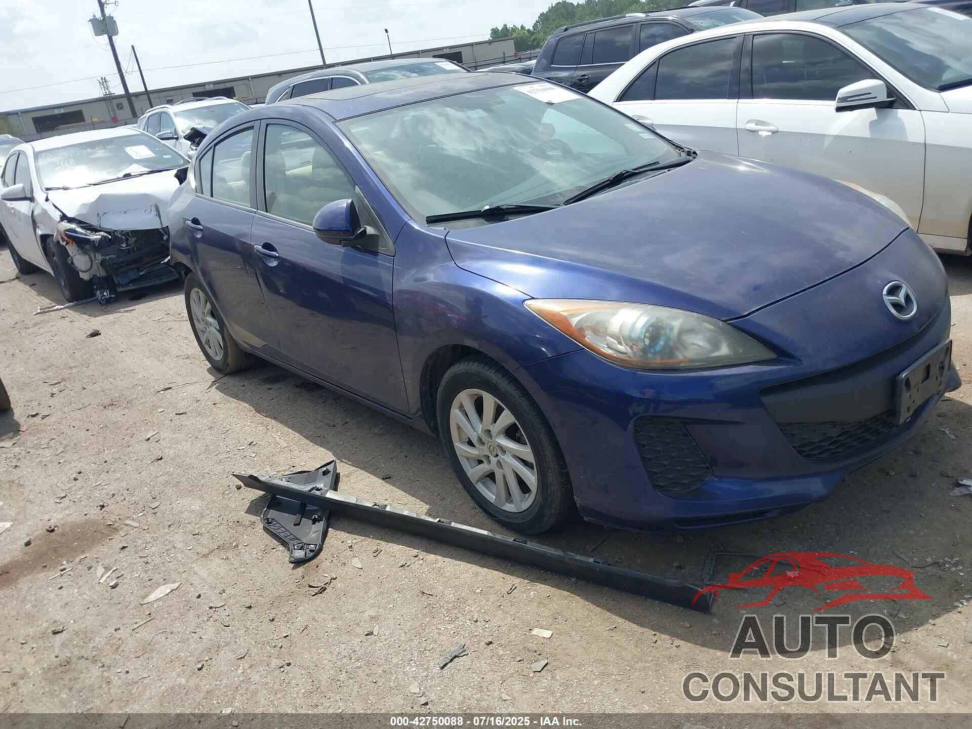 MAZDA MAZDA3 2012 - JM1BL1V76C1535943