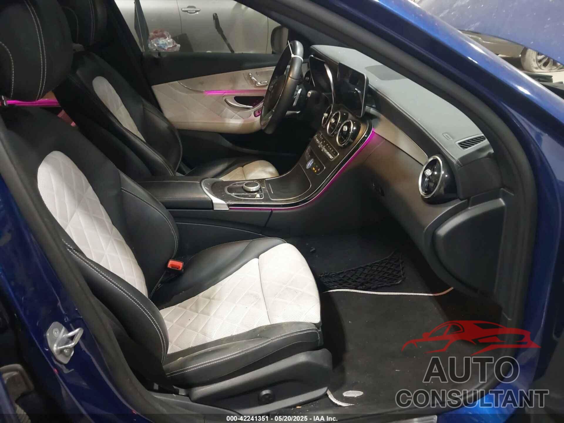 MERCEDES-BENZ C 300 2020 - W1KWF8DB5LR569967