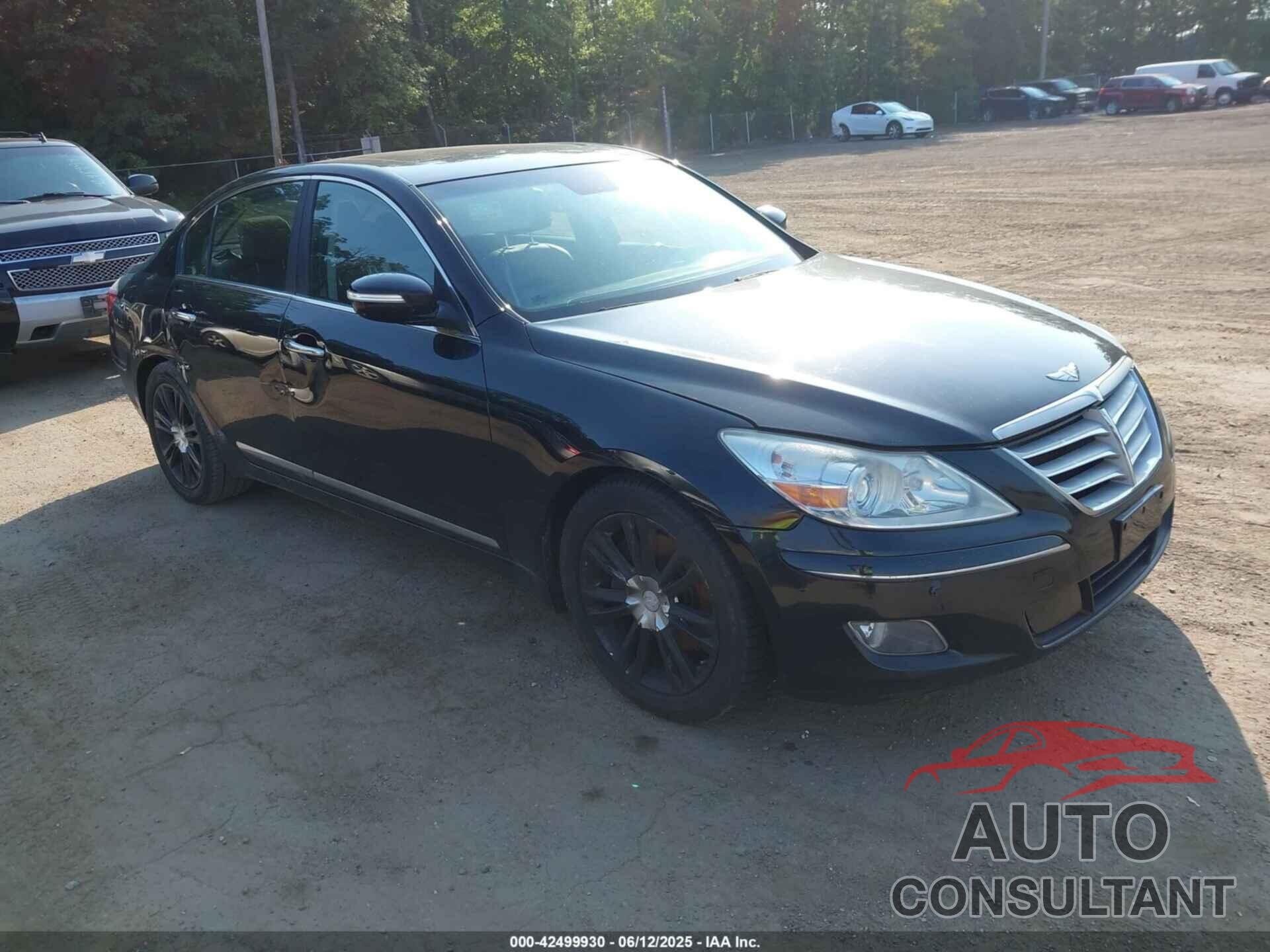 HYUNDAI GENESIS 2011 - KMHGC4DFXBU125610