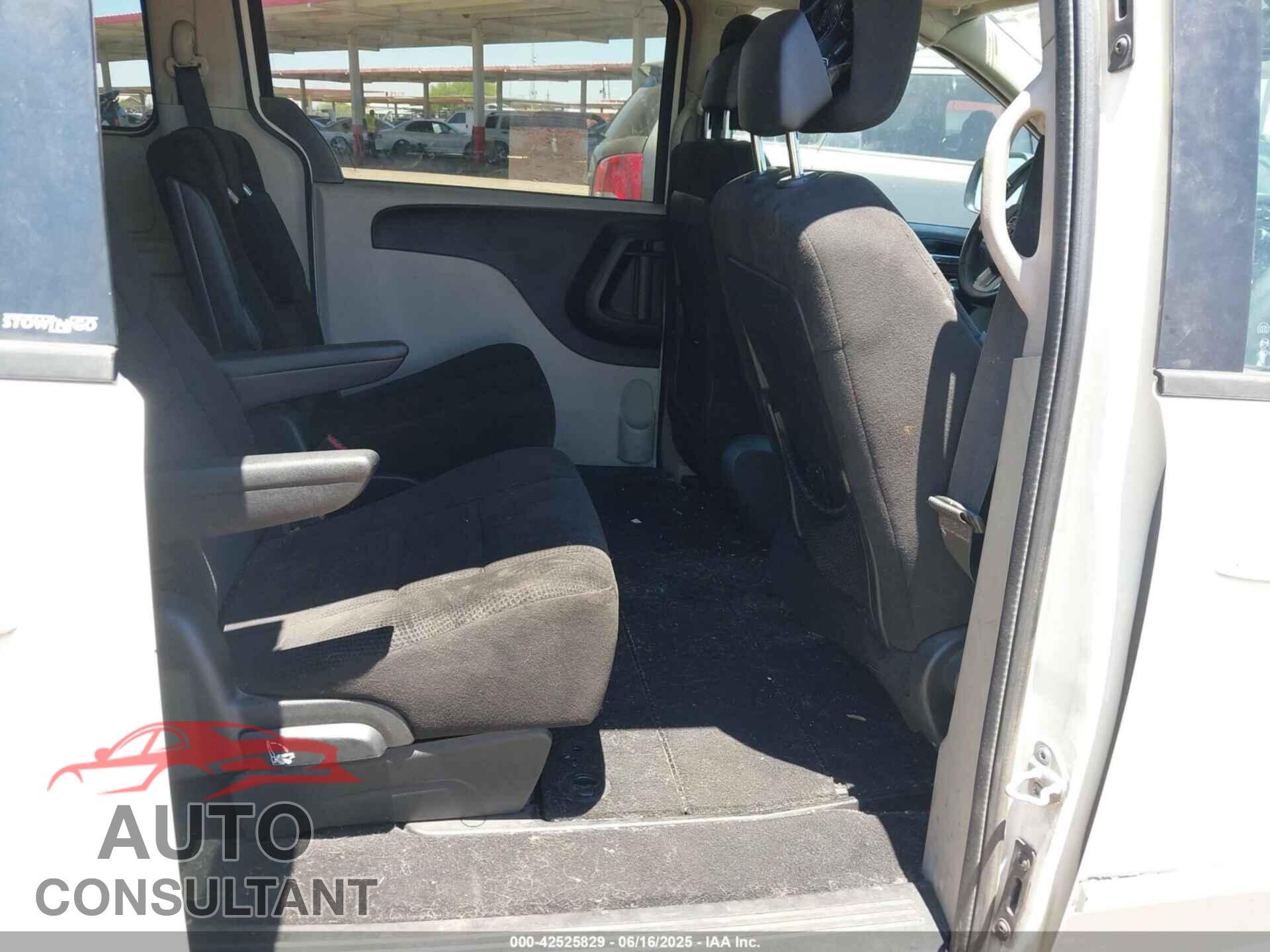 DODGE GRAND CARAVAN 2013 - 2C4RDGBG2DR506830
