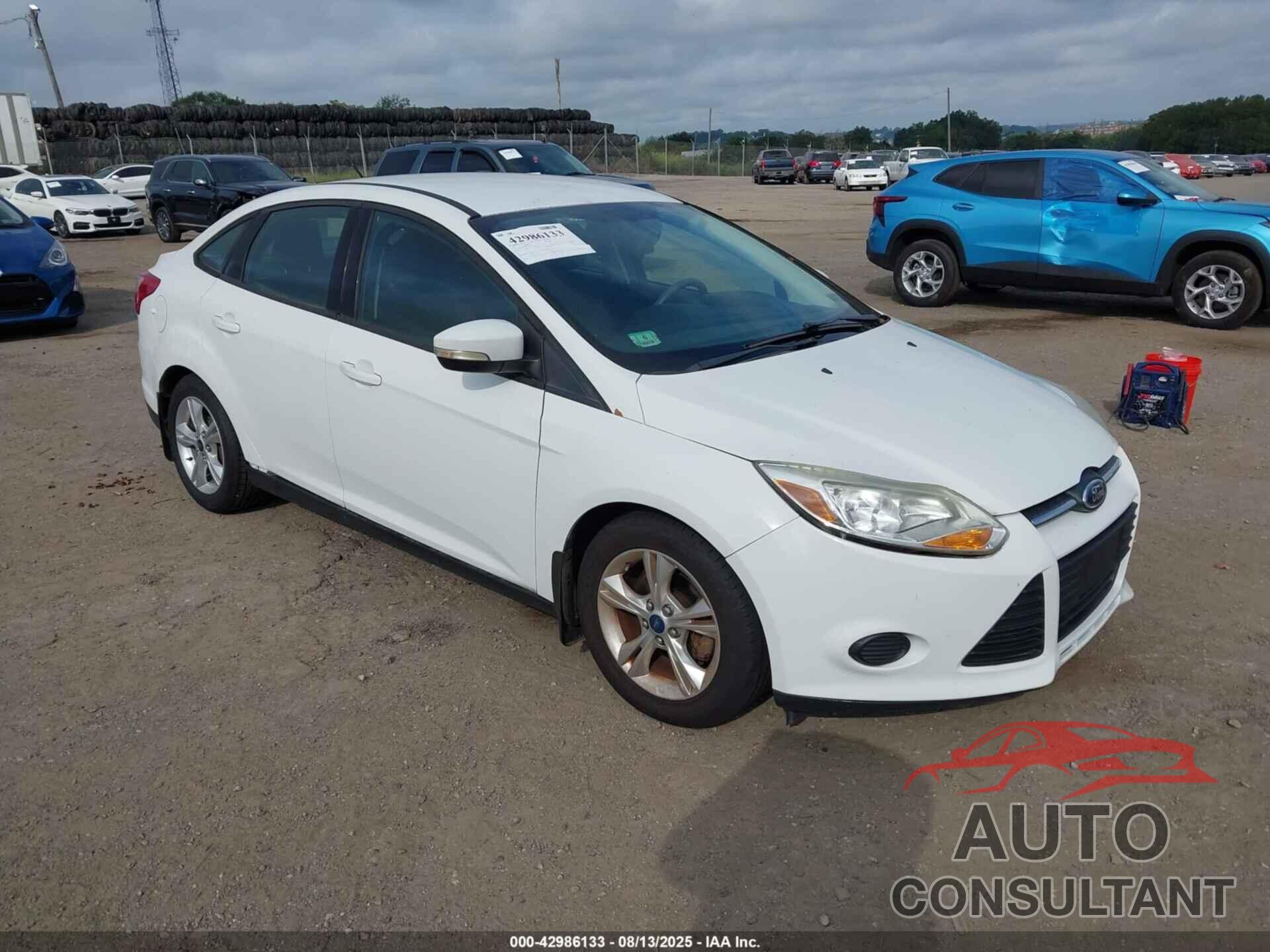 FORD FOCUS 2014 - 1FADP3F23EL267894
