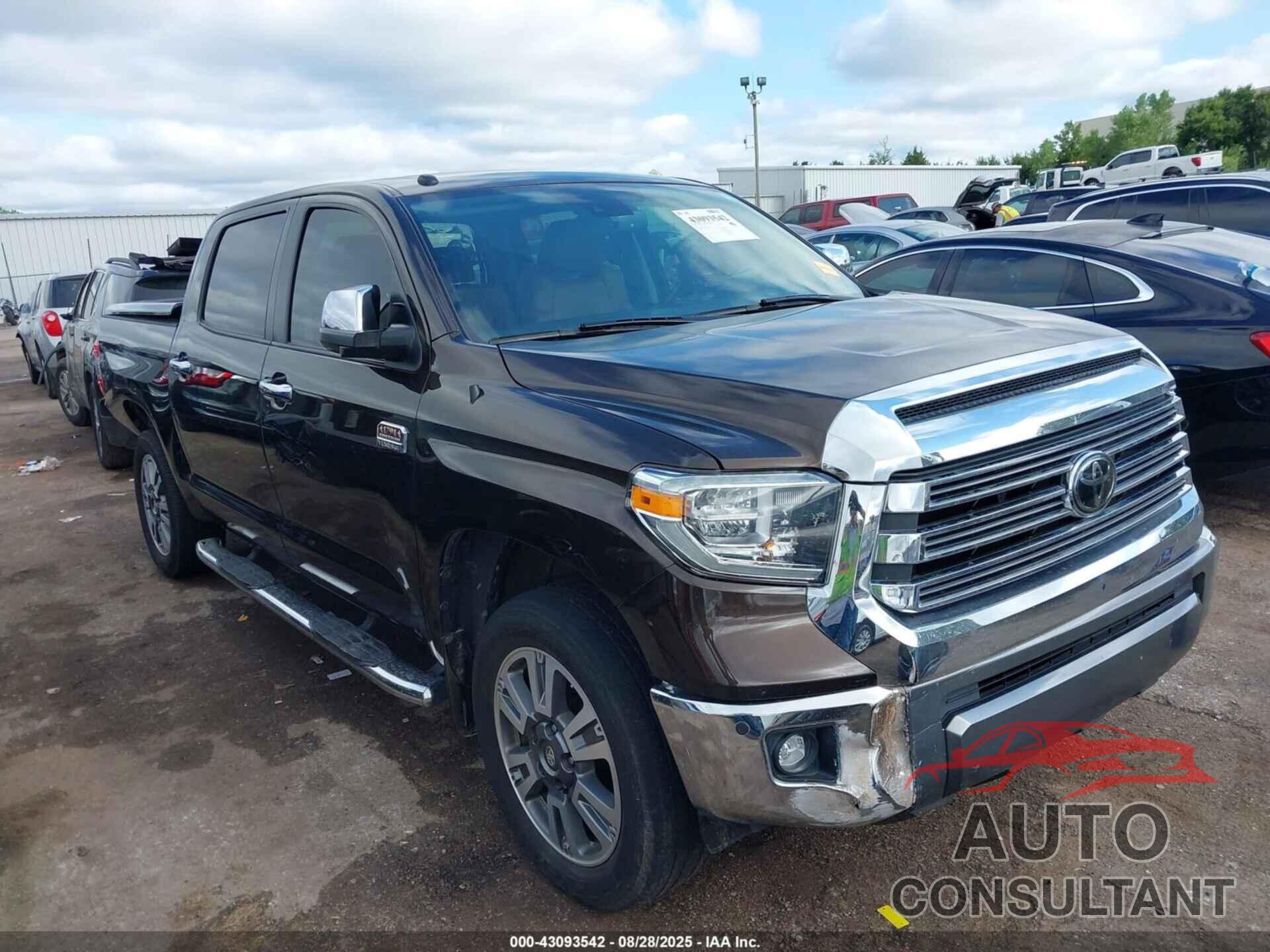 TOYOTA TUNDRA 2019 - 5TFAY5F18KX842461